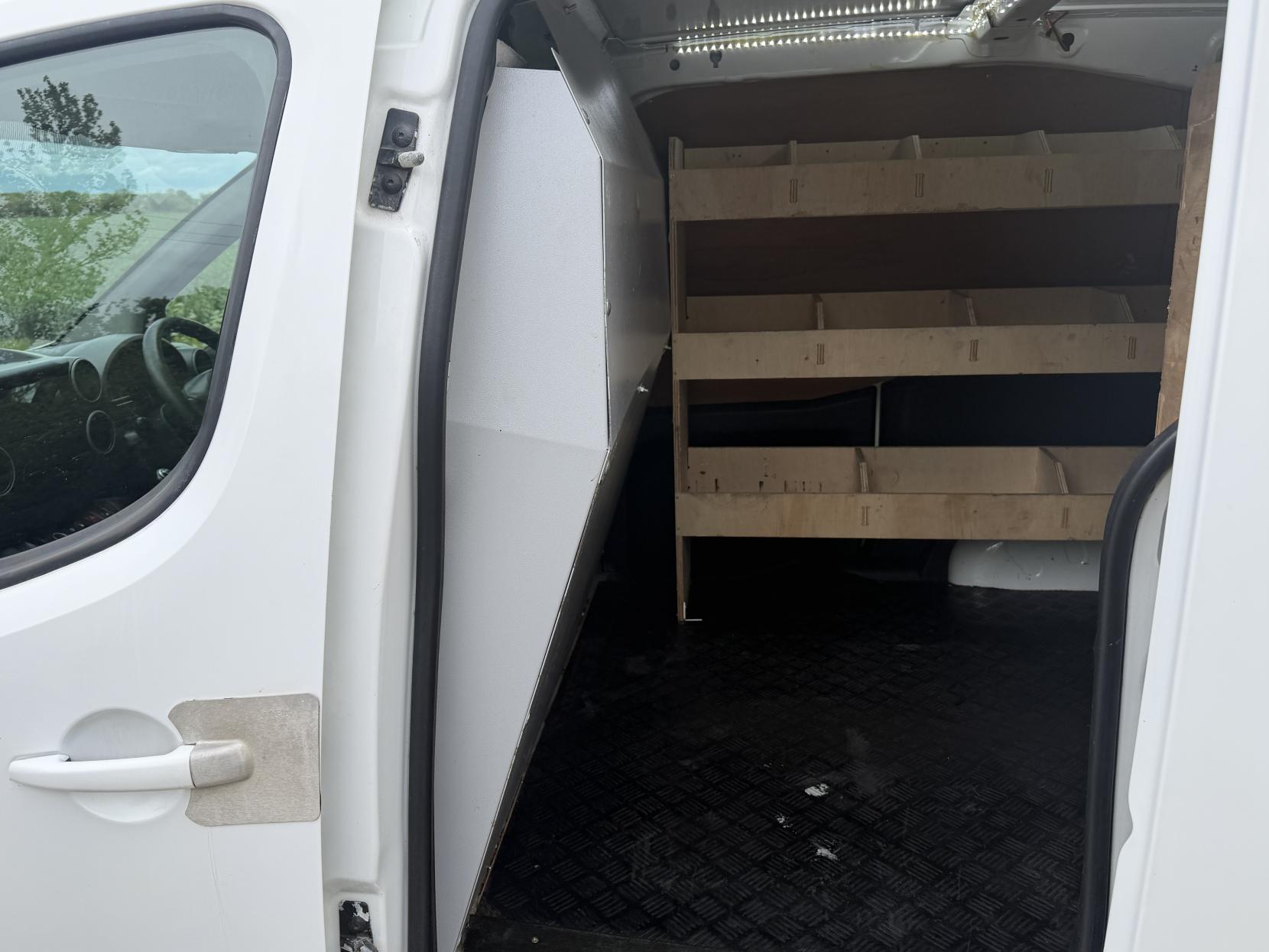 2014 Citroen Berlingo 1.6 HDi 625 Enterprise Panel Van 5dr Diesel Manual L1 (Euro 5) (133 g/km, 75 bhp) - Thumbnail 12