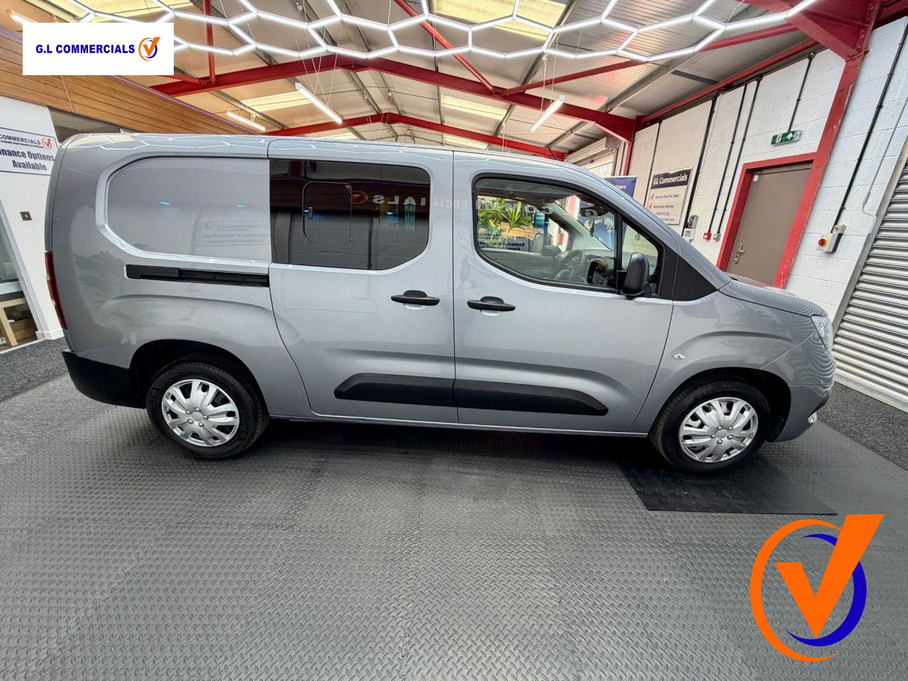 Vauxhall Combo 1.5 Turbo D 2300 Dynamic Crew Van Double Cab 4dr Diesel Manual L2 Euro 6 (100 ps)