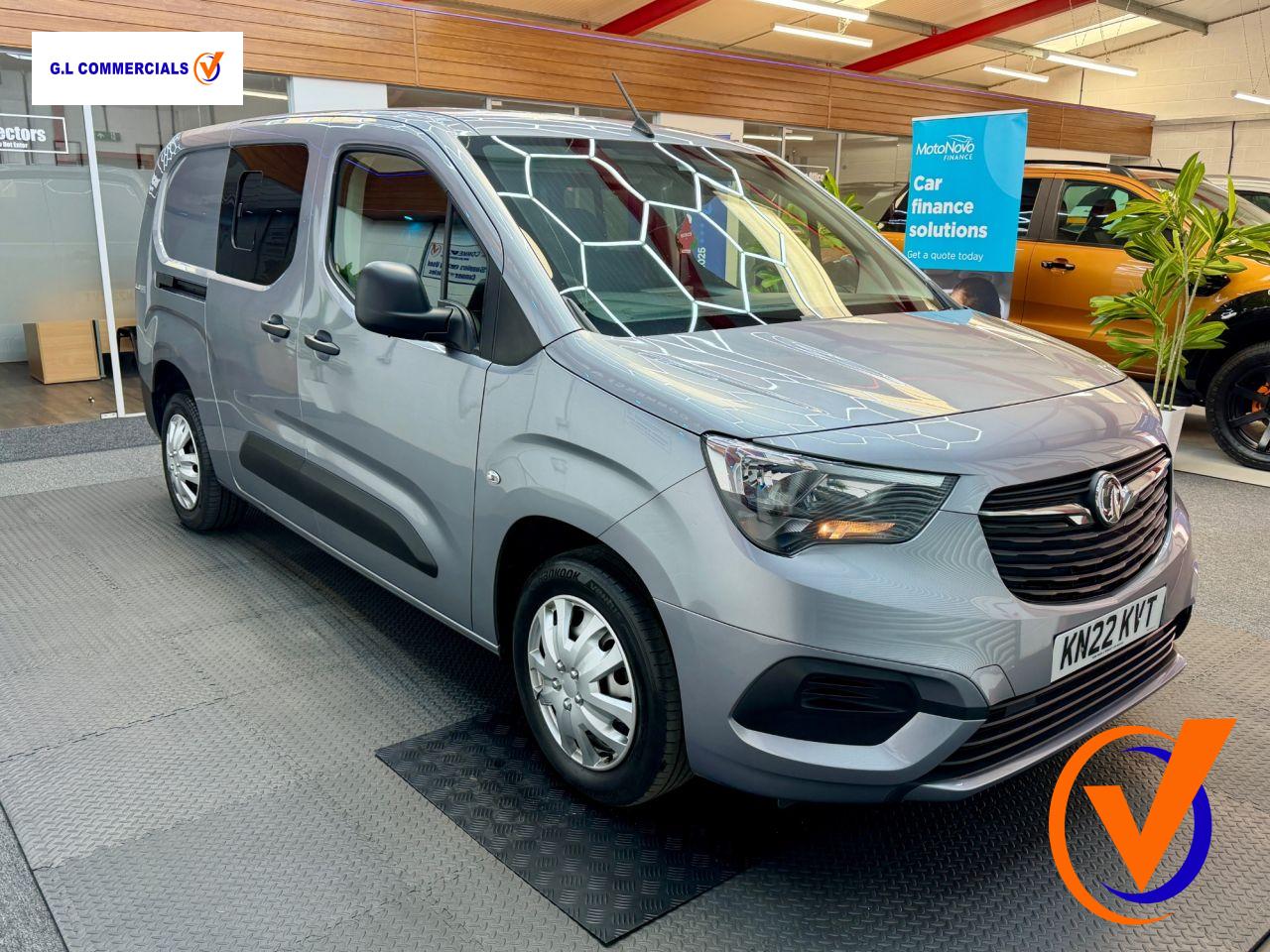 Vauxhall Combo 1.5 Turbo D 2300 Dynamic Crew Van Double Cab 4dr Diesel Manual L2 Euro 6 (100 ps)