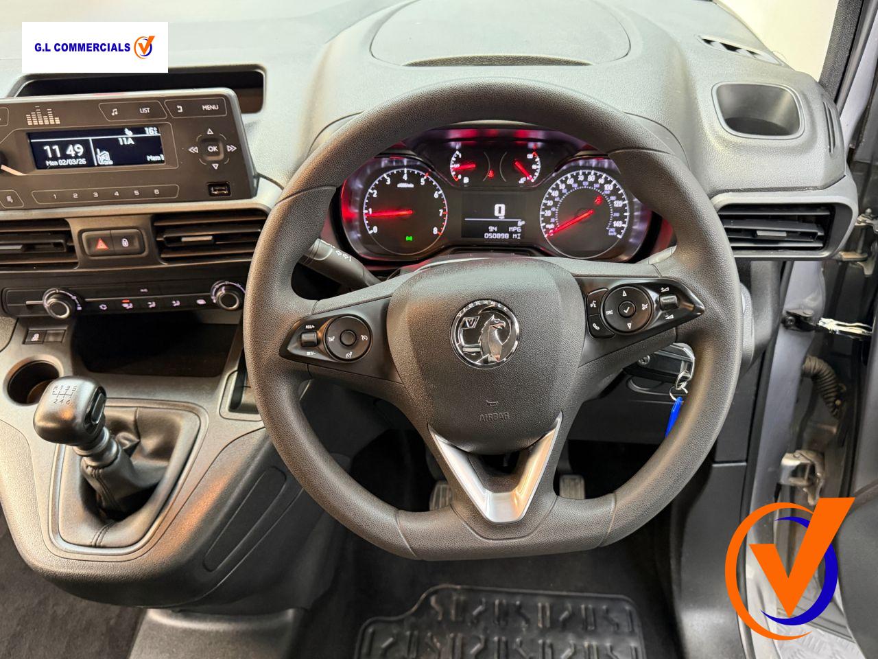 Vauxhall Combo 1.5 Turbo D 2300 Dynamic Crew Van Double Cab 4dr Diesel Manual L2 Euro 6 (100 ps)