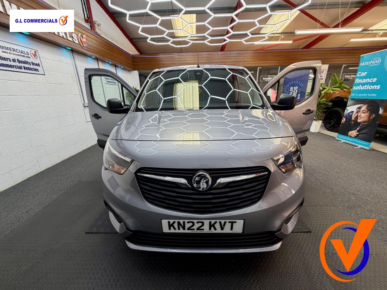 Vauxhall Combo 1.5 Turbo D 2300 Dynamic Crew Van Double Cab 4dr Diesel Manual L2 Euro 6 (100 ps)