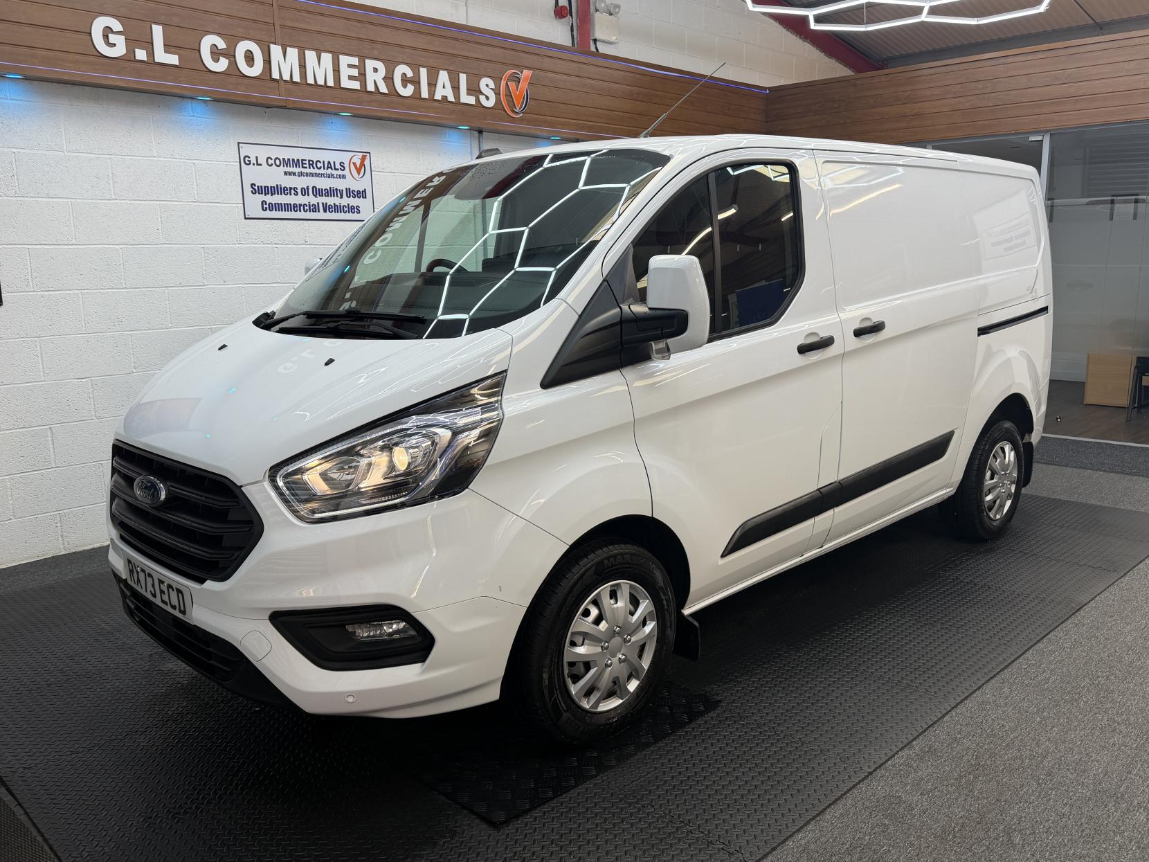 2023 Ford Transit Custom 2.0 300 EcoBlue Trend Panel Van 5dr Diesel Manual L1 H1 Euro 6 (s/s) (130 ps) - Thumbnail 5