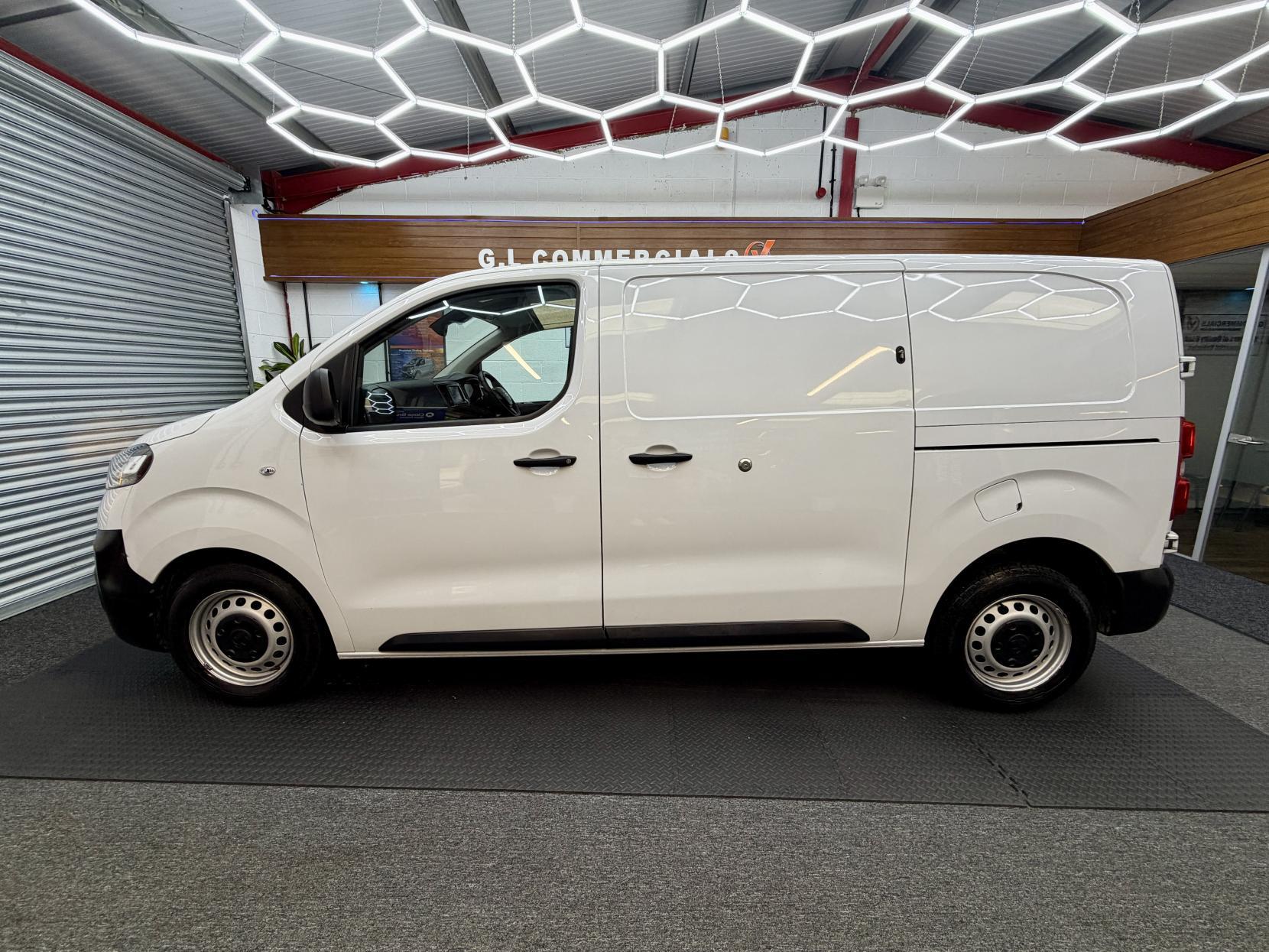 2023 Vauxhall Vivaro 1.5 Turbo D 2900 Prime Panel Van 6dr Diesel Manual L1 H1 Euro 6 (s/s) (100 ps) - Thumbnail 2