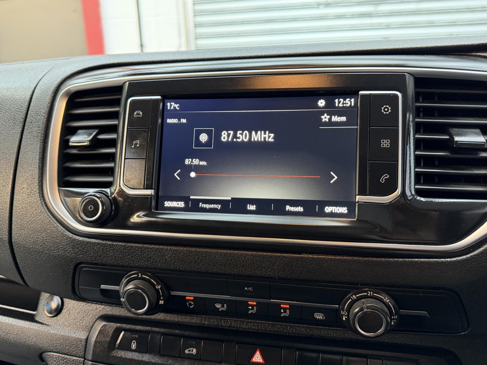 2023 Vauxhall Vivaro 1.5 Turbo D 2900 Prime Panel Van 6dr Diesel Manual L1 H1 Euro 6 (s/s) (100 ps) - Thumbnail 15