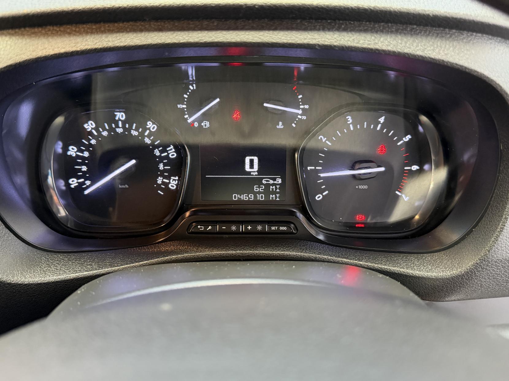 2023 Vauxhall Vivaro 1.5 Turbo D 2900 Pro Panel Van 6dr Diesel Manual L2 H1 Euro 6 (s/s) (100 ps) - Thumbnail 16
