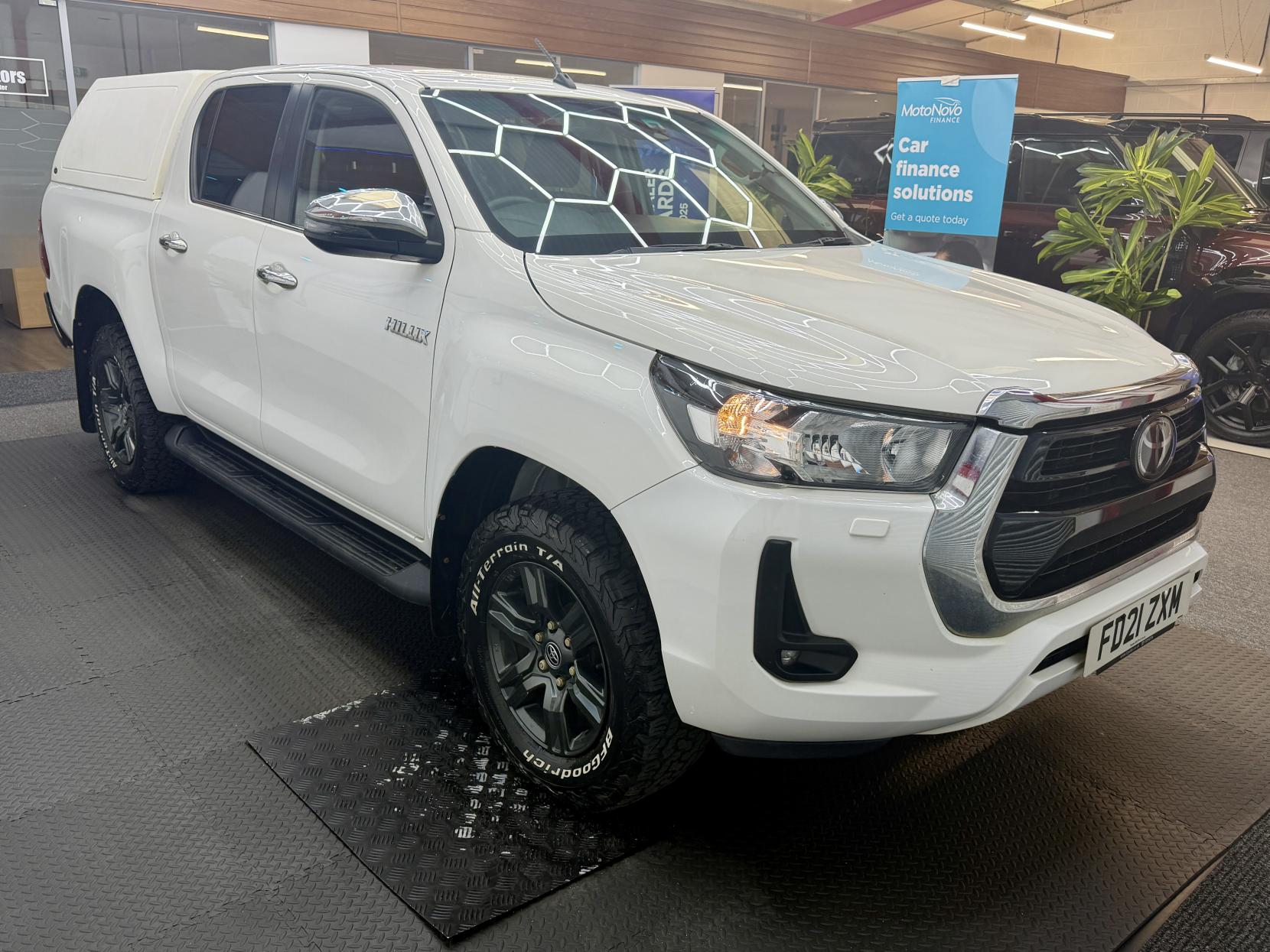 2021 Toyota Hilux - Thumbnail 7