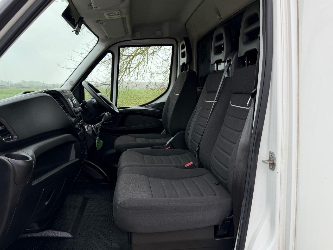 Iveco Daily 2.3D HPI 14V 35S 3450 Tipper 2dr Diesel Manual L2 Euro 6 (s/s) (136 ps)