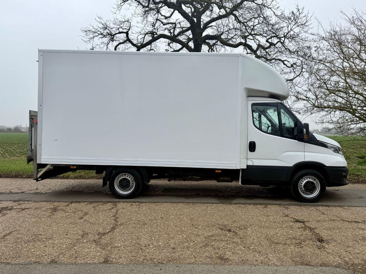Iveco Daily 2.3D HPI 14V 35S 3450 Tipper 2dr Diesel Manual L2 Euro 6 (s/s) (136 ps)