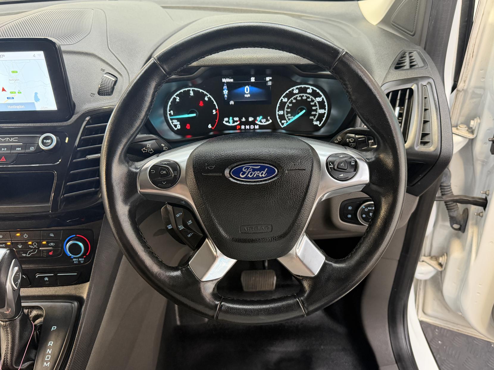 2022 Ford Transit Connect 1.5 250 EcoBlue Limited Panel Van 5dr Diesel Auto L2 Euro 6 (s/s) (120 ps) - Thumbnail 17