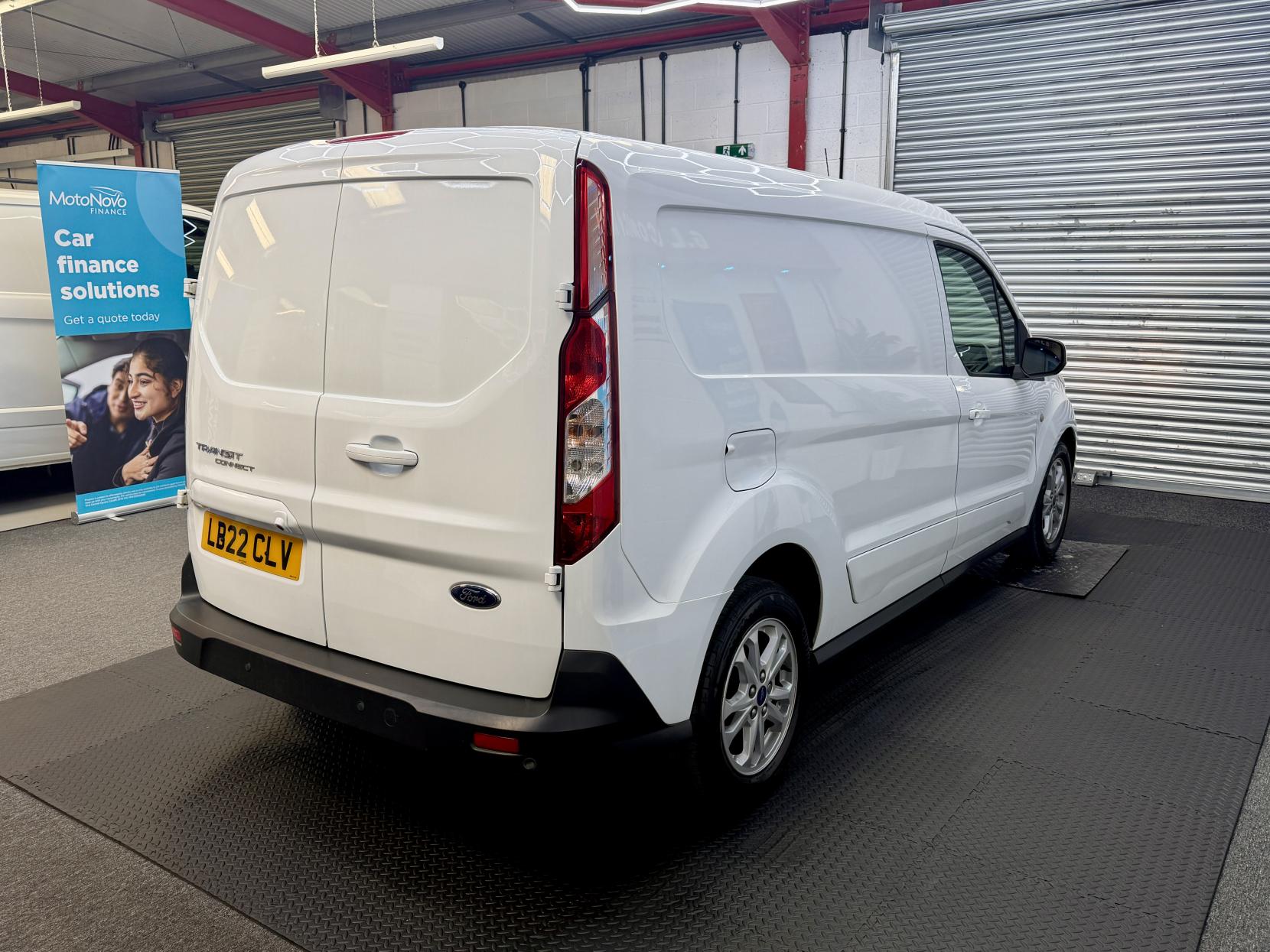 2022 Ford Transit Connect 1.5 250 EcoBlue Limited Panel Van 5dr Diesel Auto L2 Euro 6 (s/s) (120 ps) - Thumbnail 5