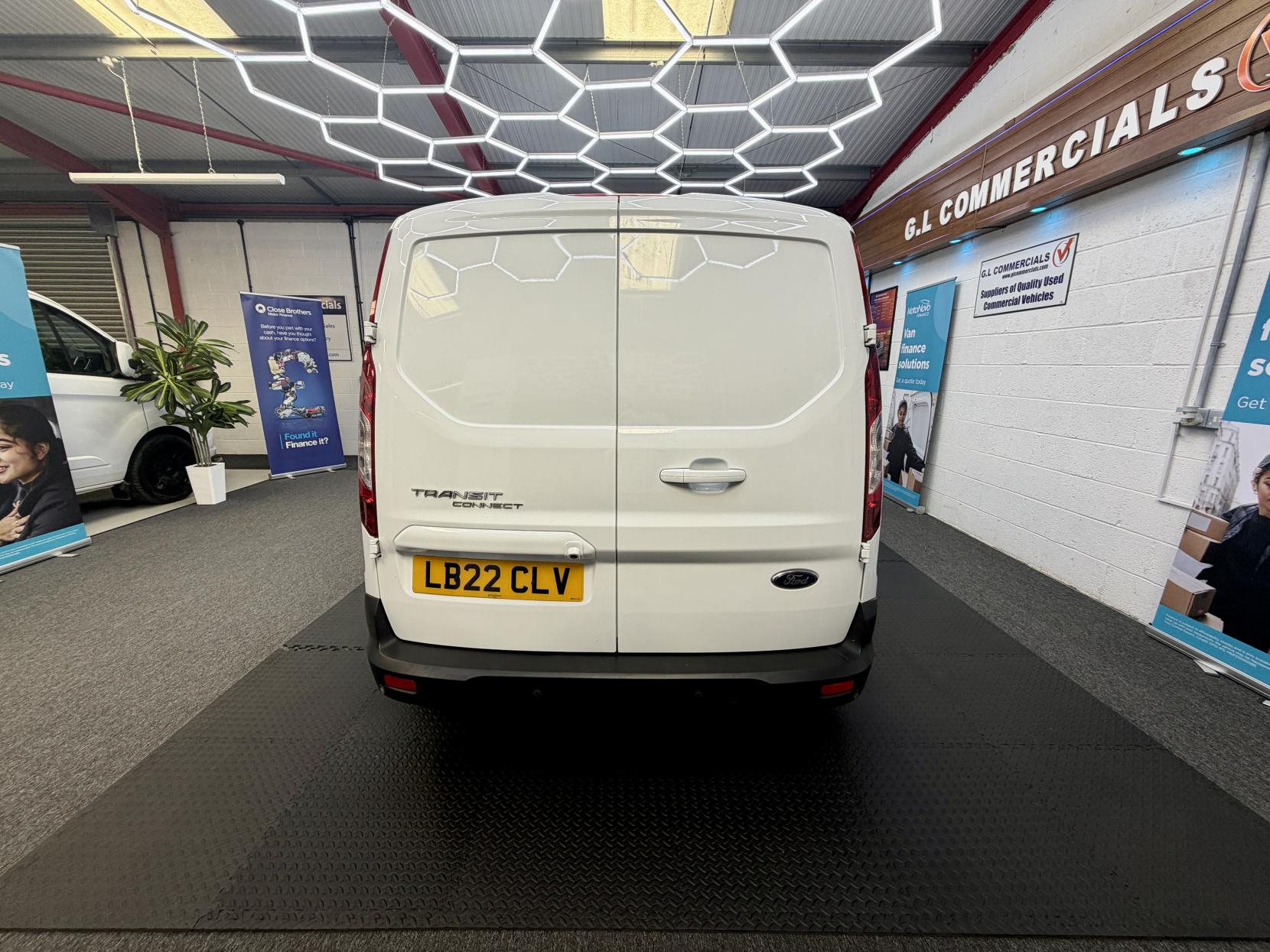 2022 Ford Transit Connect 1.5 250 EcoBlue Limited Panel Van 5dr Diesel Auto L2 Euro 6 (s/s) (120 ps) - Thumbnail 7
