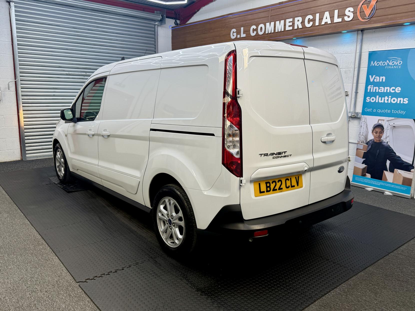 2022 Ford Transit Connect 1.5 250 EcoBlue Limited Panel Van 5dr Diesel Auto L2 Euro 6 (s/s) (120 ps) - Thumbnail 4
