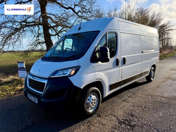 Peugeot Boxer 2.2 BlueHDi 335 Professional Premium + Panel Van 5dr Diesel Manual L3 H2 Euro 6 (s/s) (140 ps)