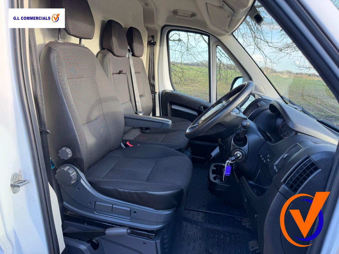 Peugeot Boxer 2.2 BlueHDi 335 Professional Premium + Panel Van 5dr Diesel Manual L3 H2 Euro 6 (s/s) (140 ps)