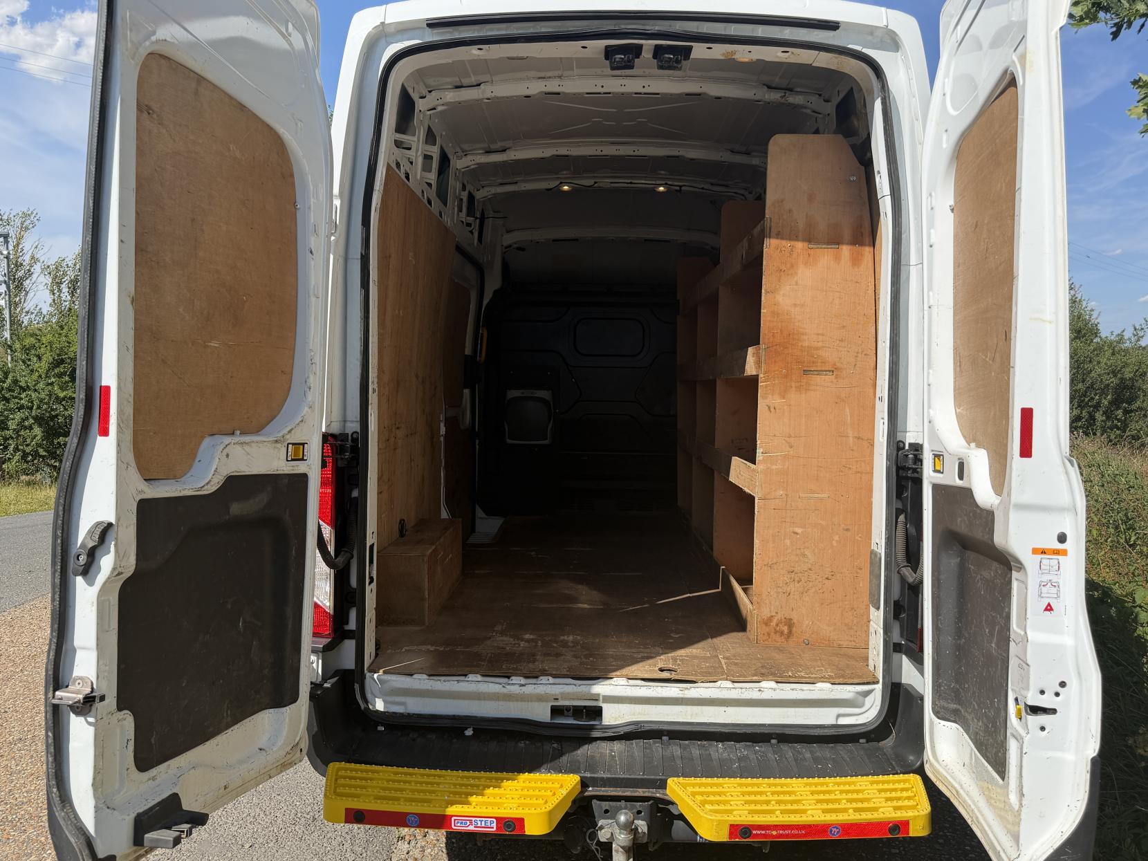 2023 Ford Transit 2.0 350 EcoBlue Leader Panel Van 5dr Diesel Manual RWD L3 H3 Euro 6 (s/s) (130 ps) - Thumbnail 13