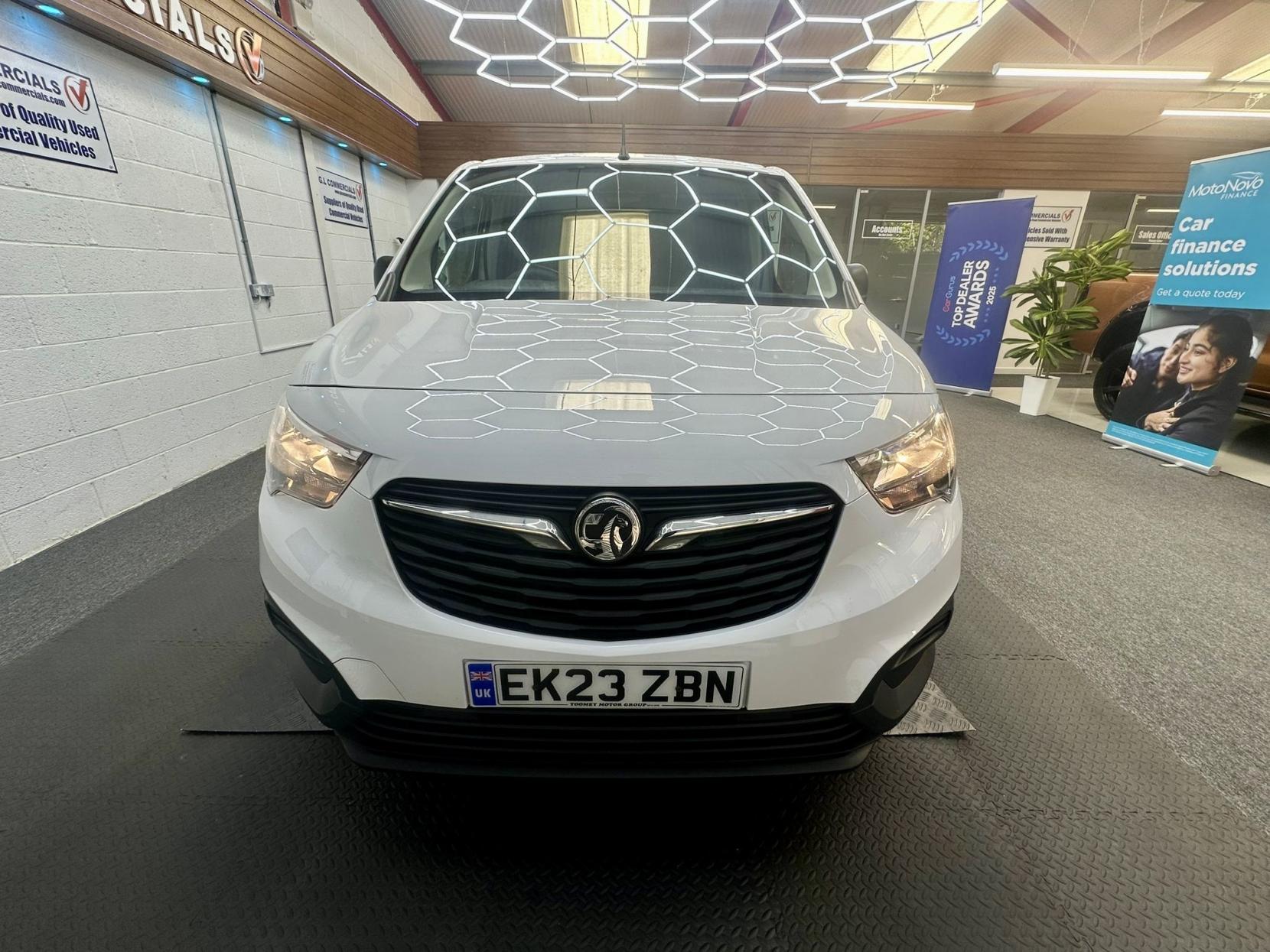 2023 Vauxhall Combo 1.5 Turbo D 2300 Prime Panel Van 5dr Diesel Manual L1 H1 Euro 6 (s/s) (100 ps) - Thumbnail 11