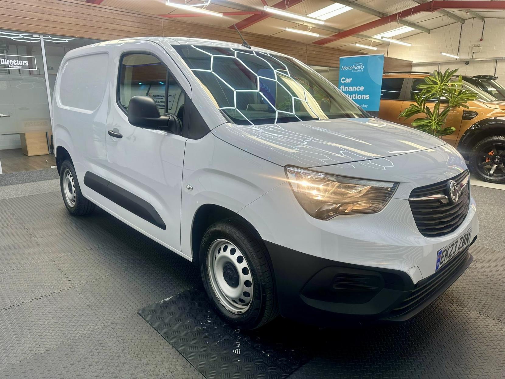 2023 Vauxhall Combo 1.5 Turbo D 2300 Prime Panel Van 5dr Diesel Manual L1 H1 Euro 6 (s/s) (100 ps) - Thumbnail 6