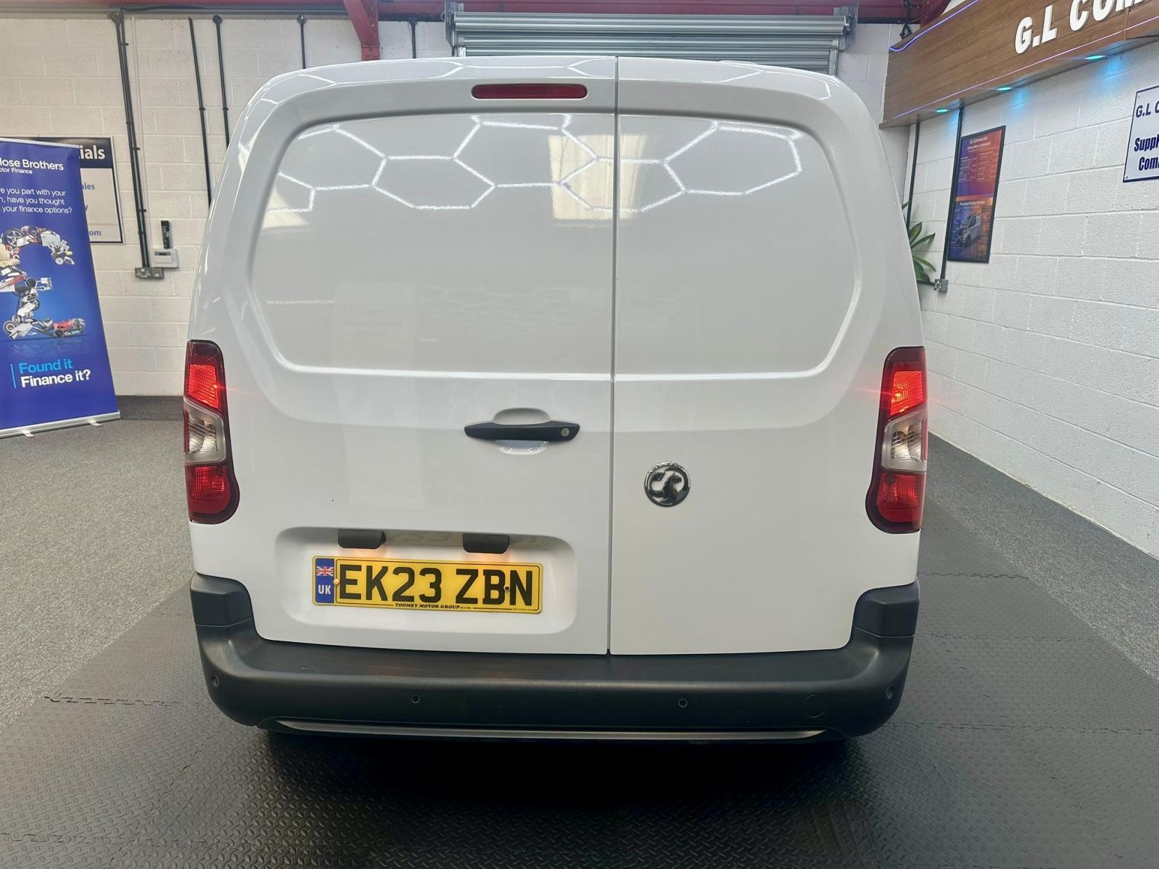 2023 Vauxhall Combo 1.5 Turbo D 2300 Prime Panel Van 5dr Diesel Manual L1 H1 Euro 6 (s/s) (100 ps) - Thumbnail 9