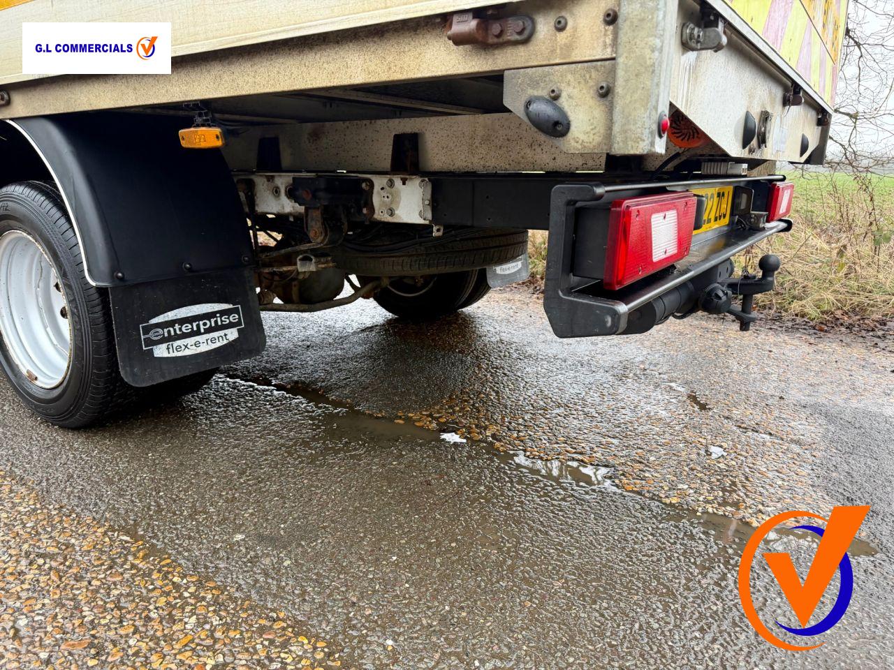 Ford Transit 2.0 350 EcoBlue HD Leader Chassis Cab 2dr Diesel Manual RWD L4 Euro 6 (s/s) (DRW) (130 ps)