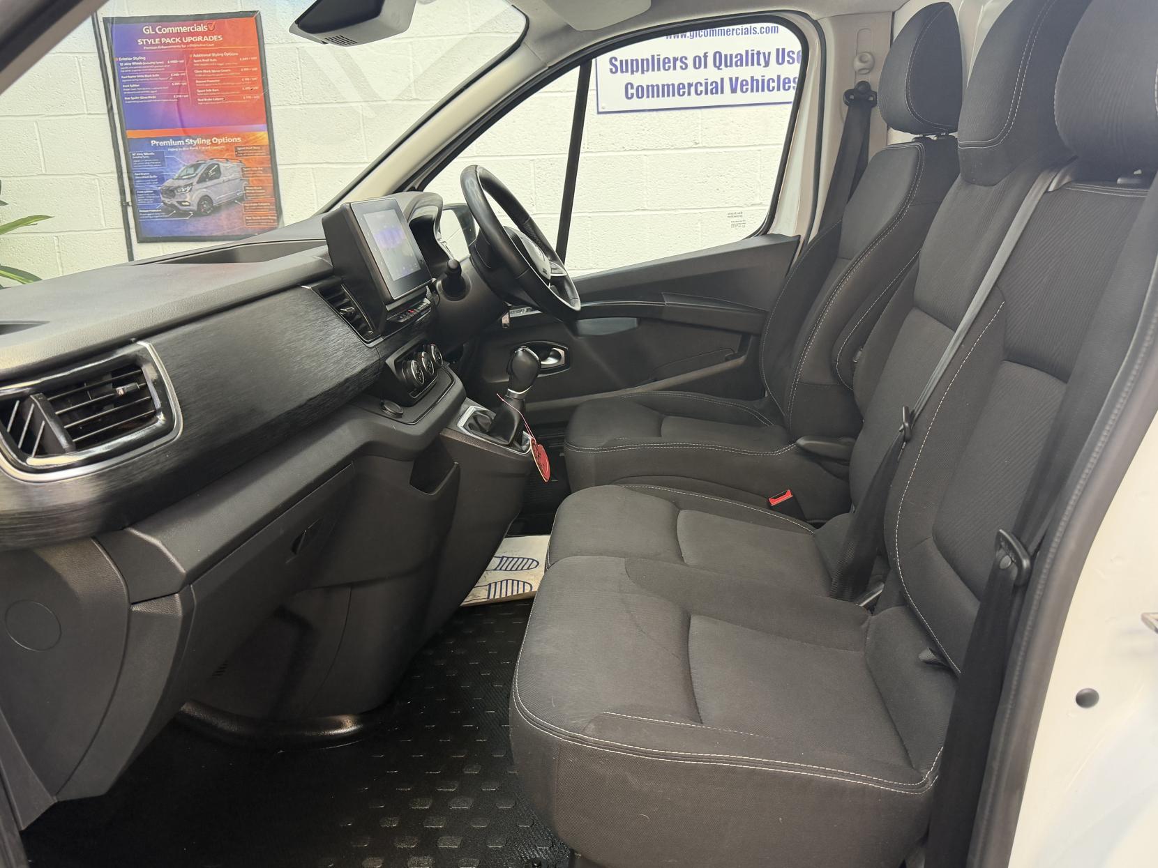 2023 Renault Trafic 2.0 dCi Blue SL28 Sport Panel Van 5dr Diesel EDC L1 H1 Euro 6 (s/s) (150 ps) - Thumbnail 10