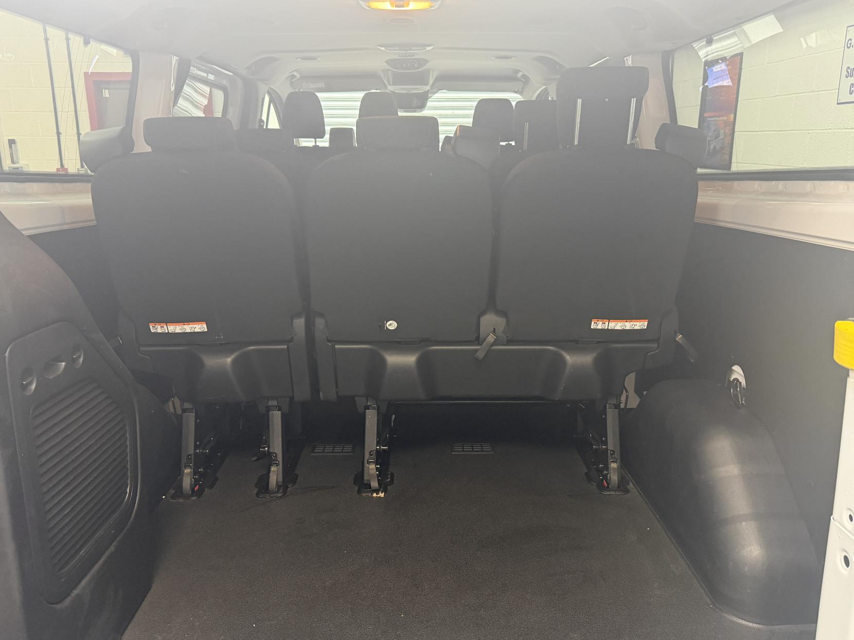 2023 Ford Transit Custom 2.0 320 EcoBlue Trend Kombi Double Cab 5dr Diesel Auto L2 H1 Euro 6 (s/s) (130 ps) - Thumbnail 27