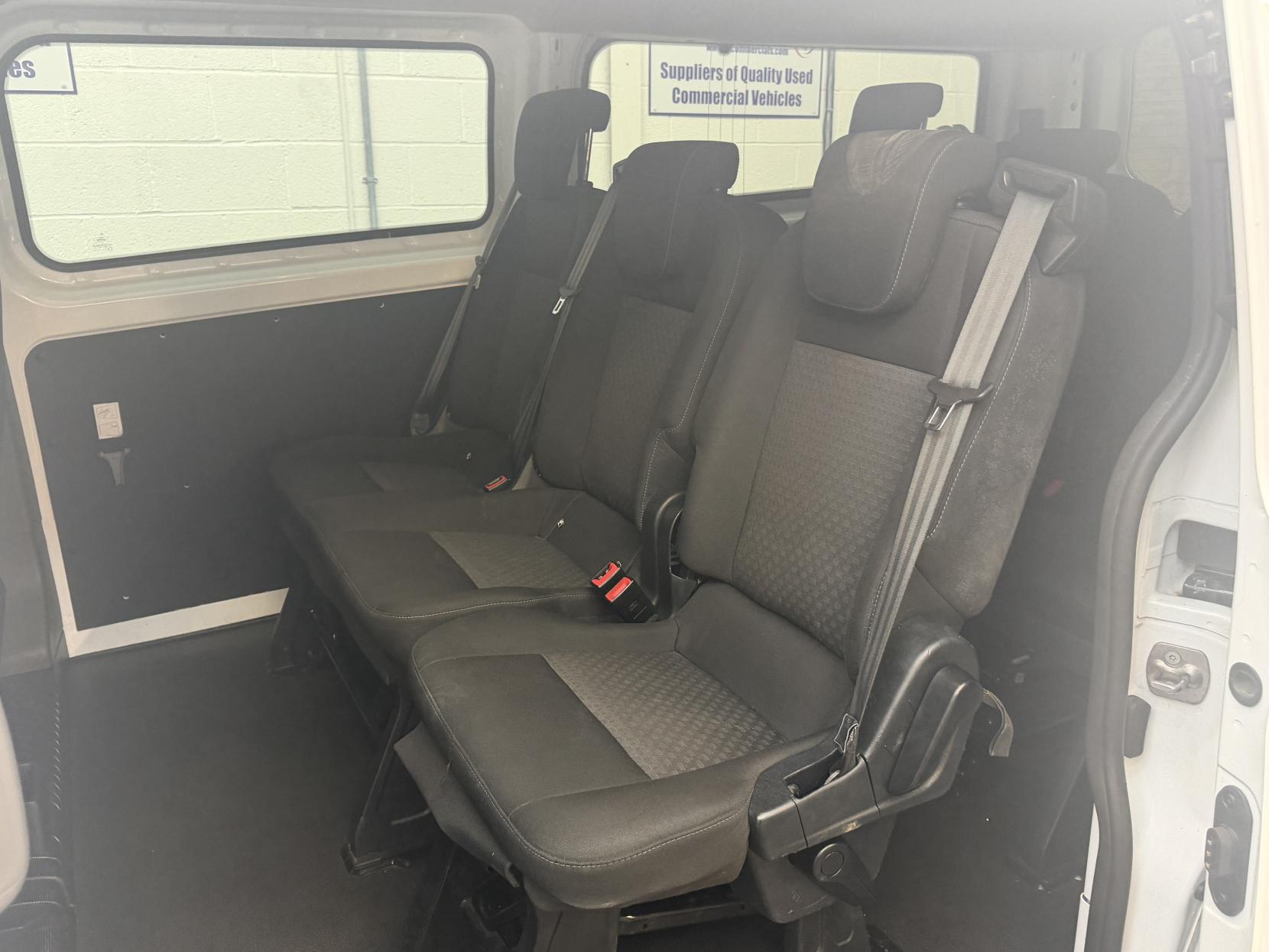 2023 Ford Transit Custom 2.0 320 EcoBlue Trend Kombi Double Cab 5dr Diesel Auto L2 H1 Euro 6 (s/s) (130 ps) - Thumbnail 26
