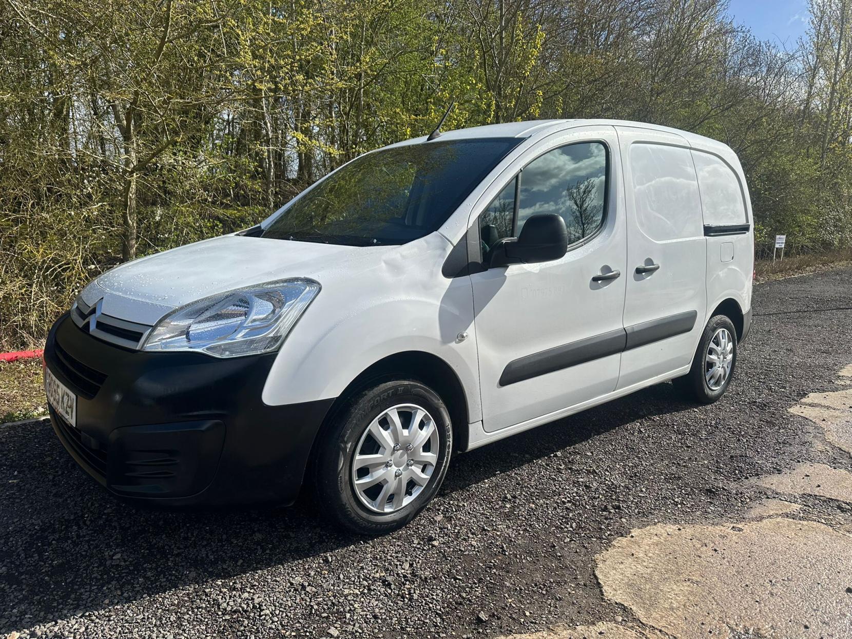 Citroen Berlingo 1.6 HDi 625 Enterprise Panel Van 5dr Diesel Manual L1 (131 g/km, 75 bhp)