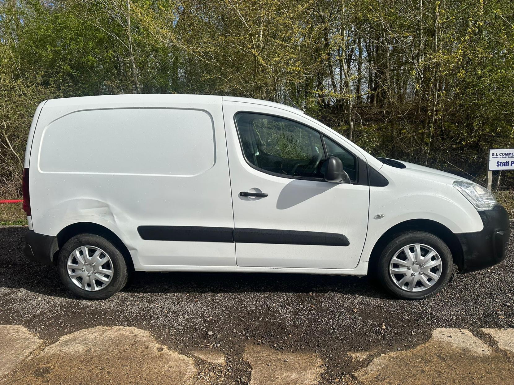 Citroen Berlingo 1.6 HDi 625 Enterprise Panel Van 5dr Diesel Manual L1 (131 g/km, 75 bhp)