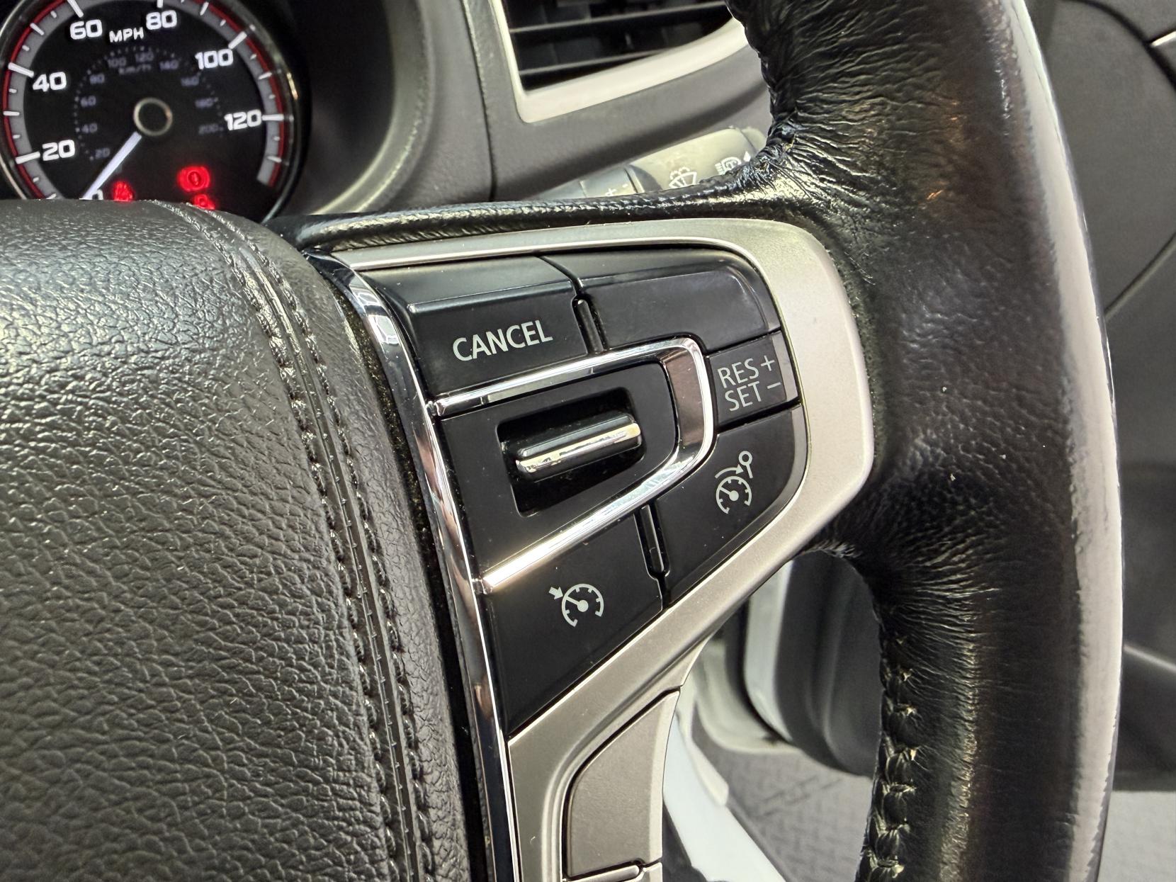 2019 Mitsubishi L200 2.2 DI-D DC Warrior Pickup Double Cab 4dr Diesel Manual 4WD Euro 6 (s/s) (150 ps) - Thumbnail 15