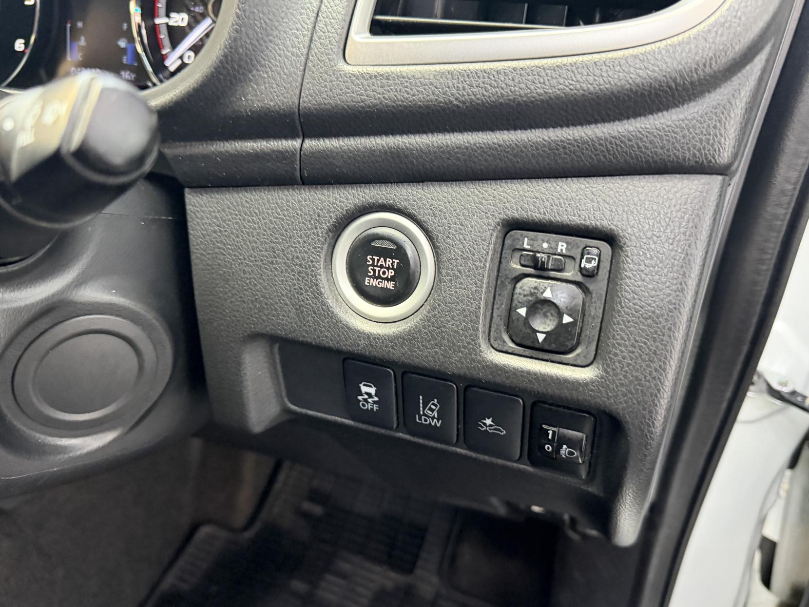 2019 Mitsubishi L200 2.2 DI-D DC Warrior Pickup Double Cab 4dr Diesel Manual 4WD Euro 6 (s/s) (150 ps) - Thumbnail 11