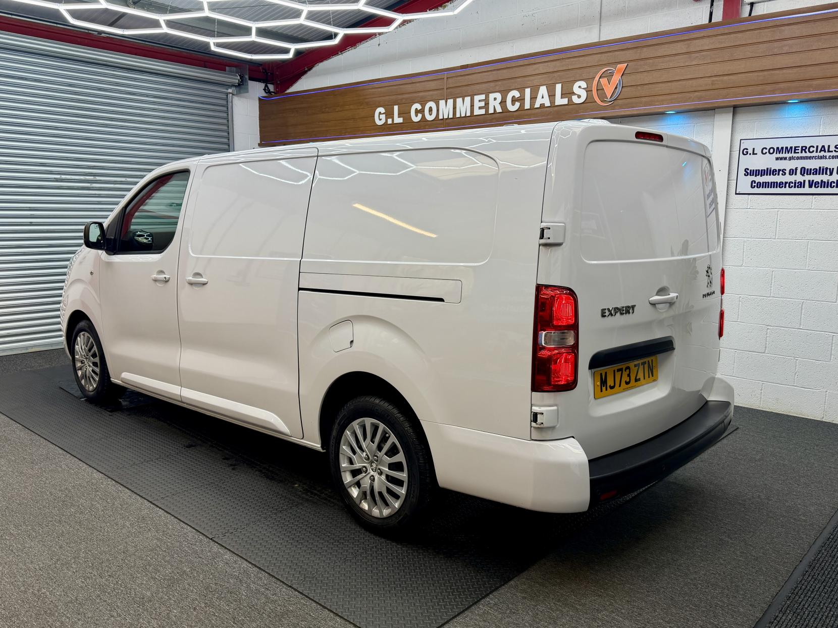 Peugeot Expert 1.5 BlueHDi 1000 Asphalt Premium + Long Panel Van 6dr Diesel Manual LWB Euro 6 (s/s) (100 bhp)