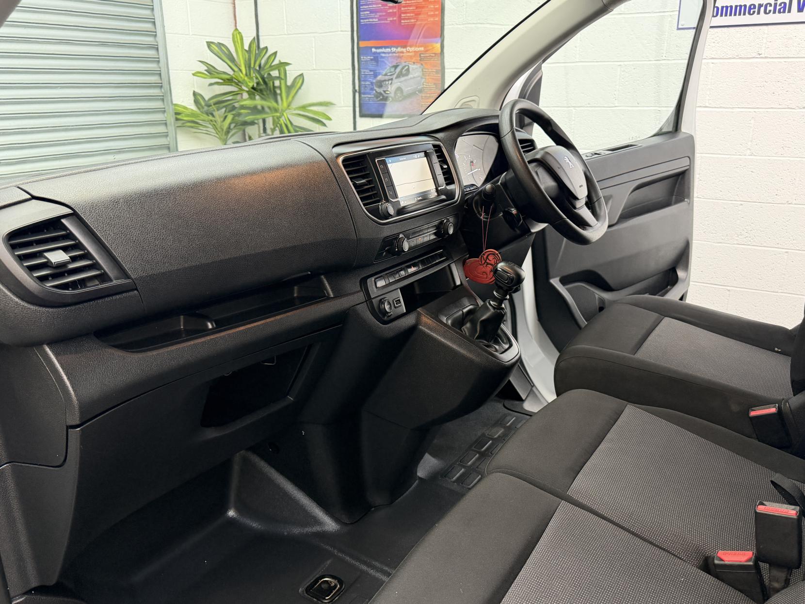 Peugeot Expert 1.5 BlueHDi 1000 Asphalt Premium + Long Panel Van 6dr Diesel Manual LWB Euro 6 (s/s) (100 bhp)