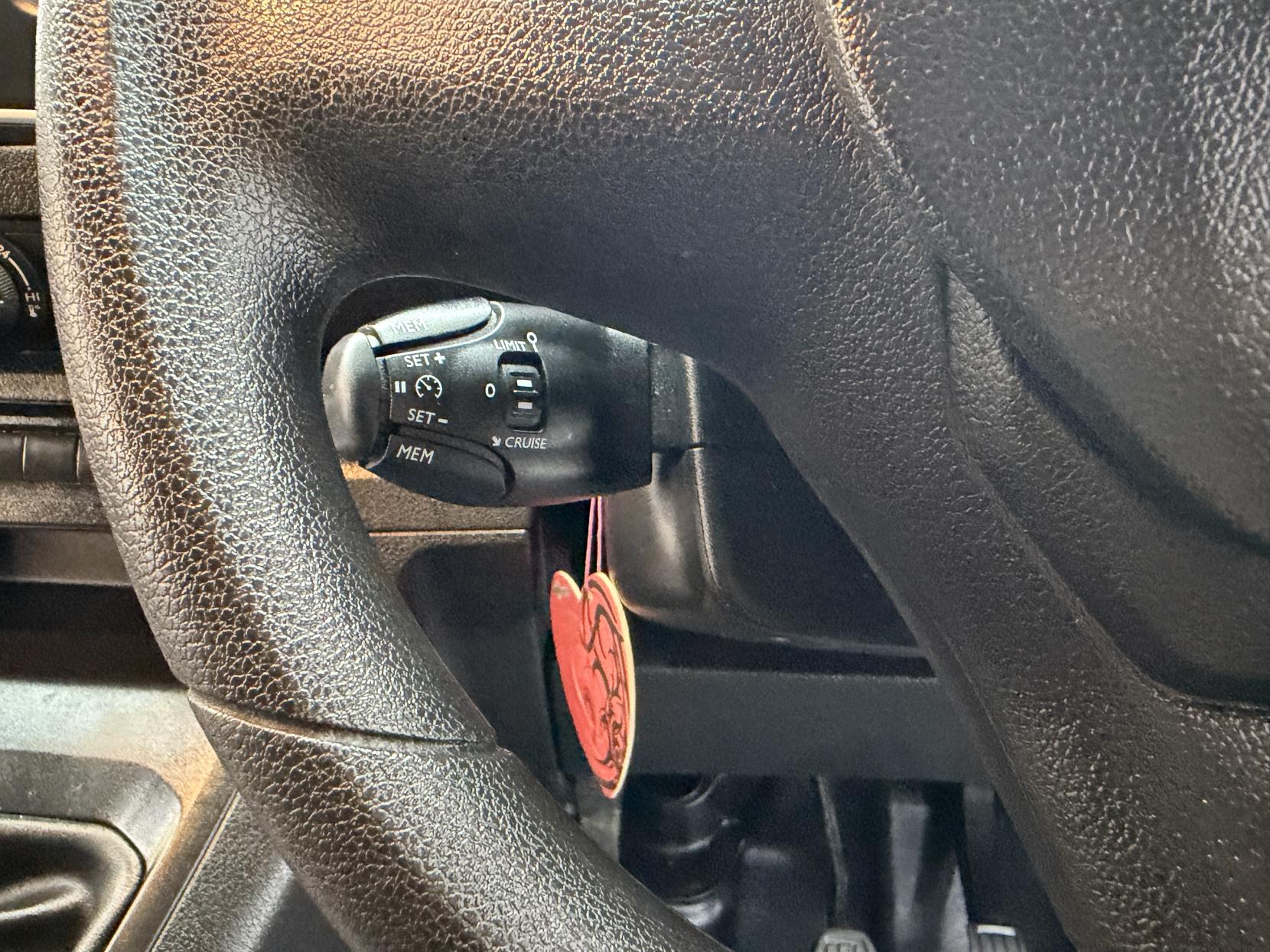 Peugeot Expert 1.5 BlueHDi 1000 Asphalt Premium + Long Panel Van 6dr Diesel Manual LWB Euro 6 (s/s) (100 bhp)