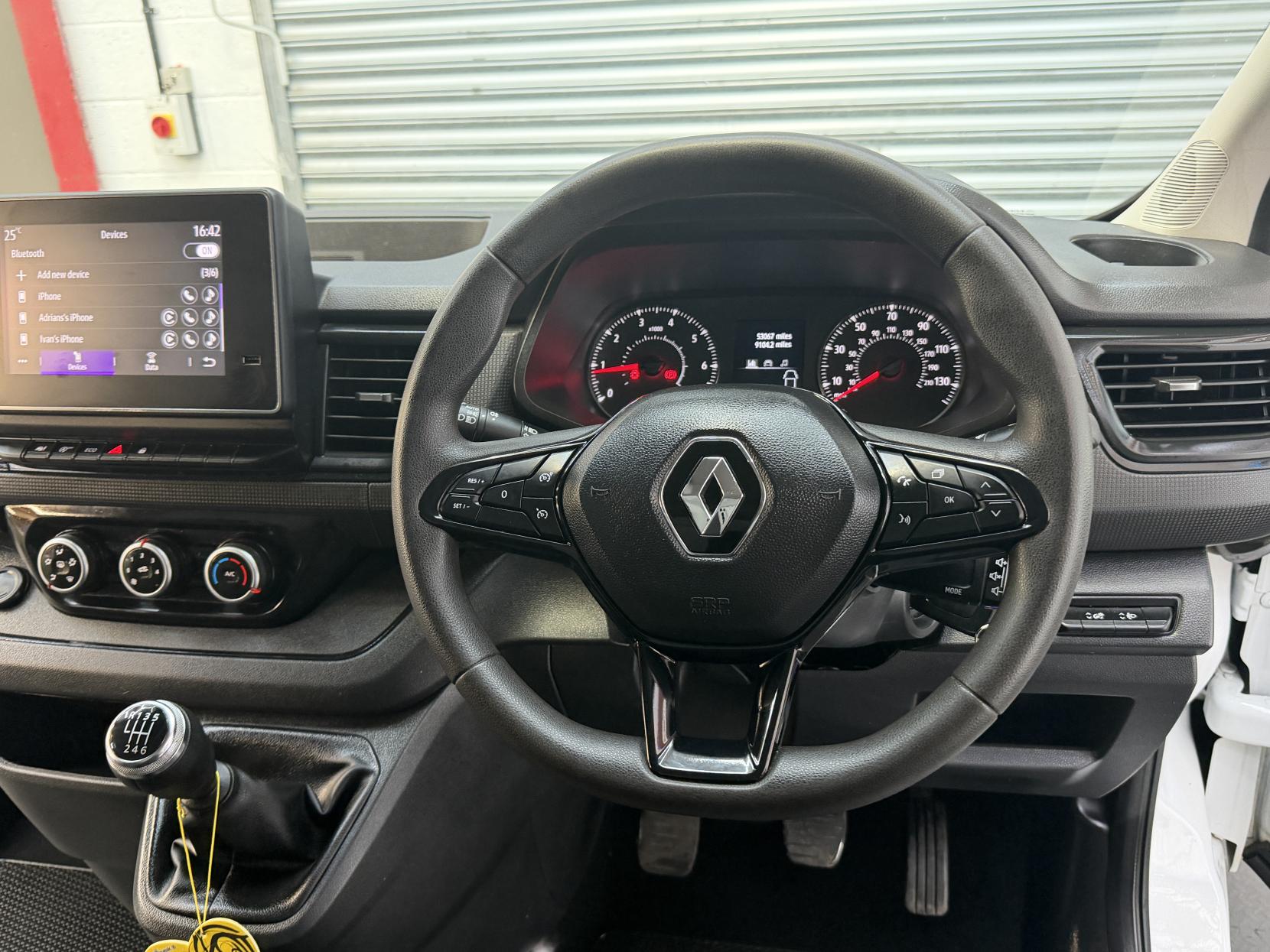 2023 Renault Trafic 2.0 dCi Blue LL30 Business+ Panel Van 5dr Diesel Manual L2 H1 Euro 6 (s/s) (130 ps) - Thumbnail 16