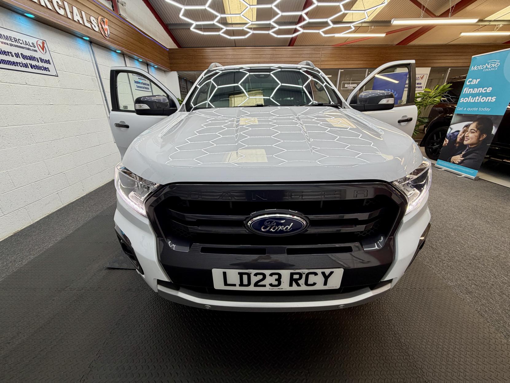 2023 Ford Ranger 2.0 EcoBlue Wildtrak Pickup Double Cab 4dr Diesel Auto 4WD Euro 6 (s/s) (213 ps) - Thumbnail 3