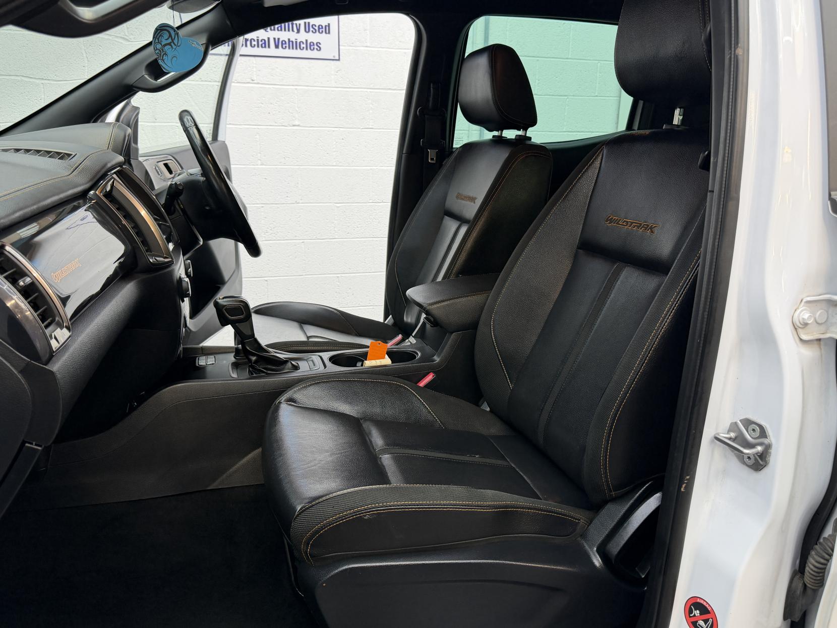 2023 Ford Ranger 2.0 EcoBlue Wildtrak Pickup Double Cab 4dr Diesel Auto 4WD Euro 6 (s/s) (213 ps) - Thumbnail 19