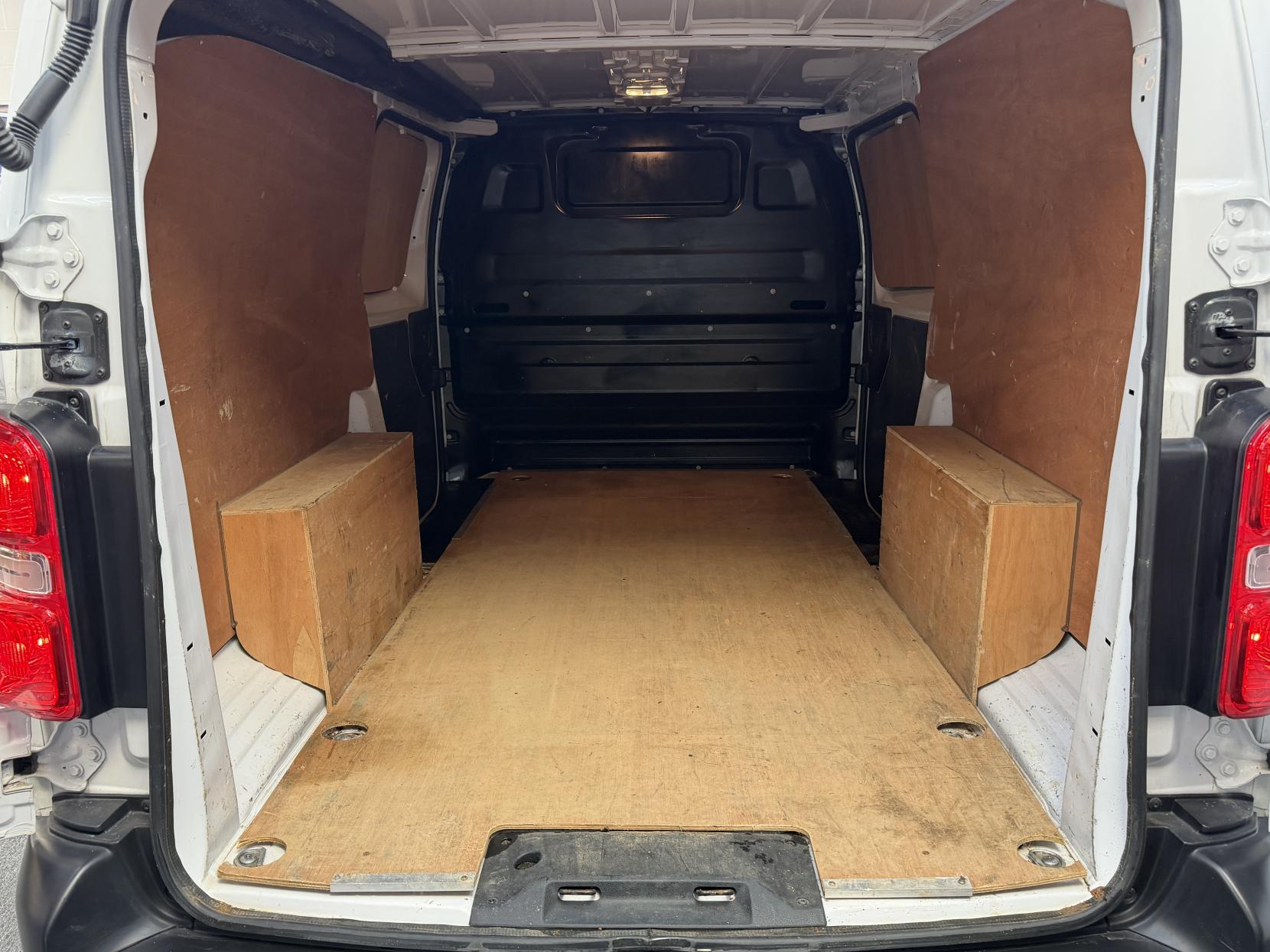 2023 Vauxhall Vivaro 1.5 Turbo D 2900 Prime Panel Van 6dr Diesel Manual L2 H1 Euro 6 (s/s) (100 ps) - Thumbnail 8