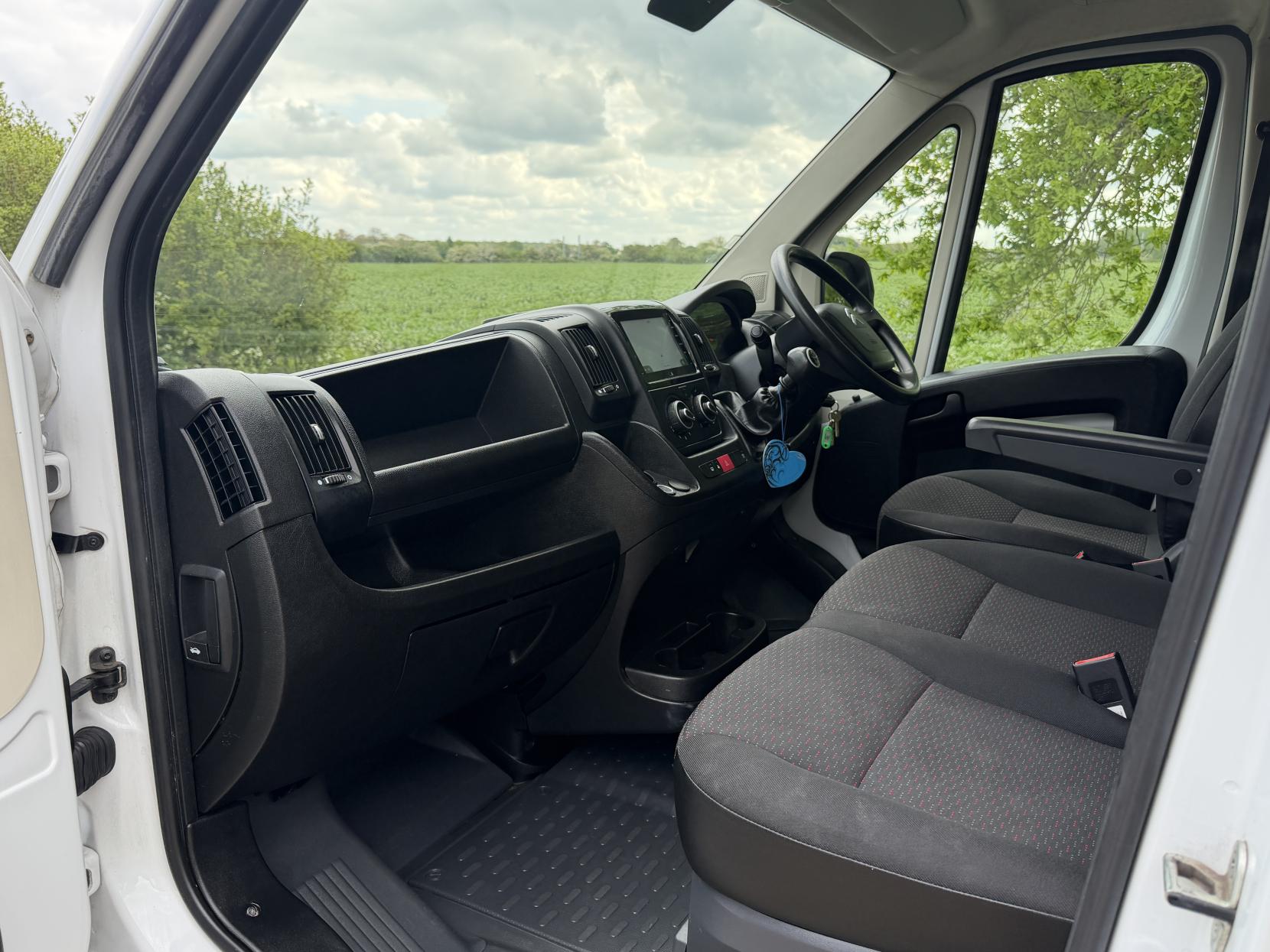 2023 Citroen Relay 2.2 BlueHDi 35 Enterprise Edition Panel Van 5dr Diesel Manual L3 High Roof Euro 6 (s/s) (140 ps) - Thumbnail 11