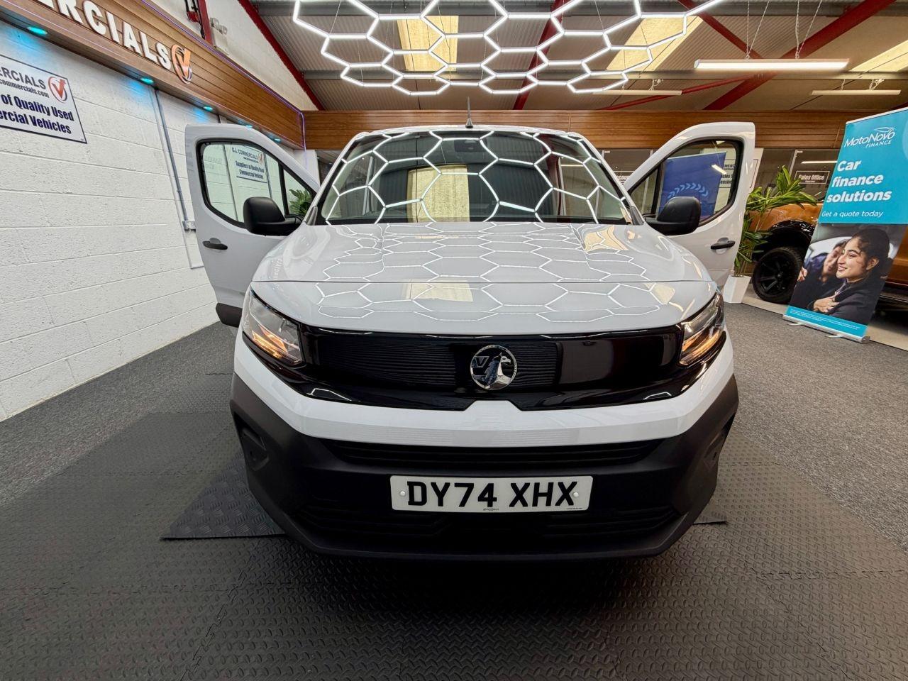 Vauxhall Combo 1.5 Turbo D 2300 Prime XL Panel Van 6dr Diesel Manual LWB Euro 6 (s/s) (100 ps)