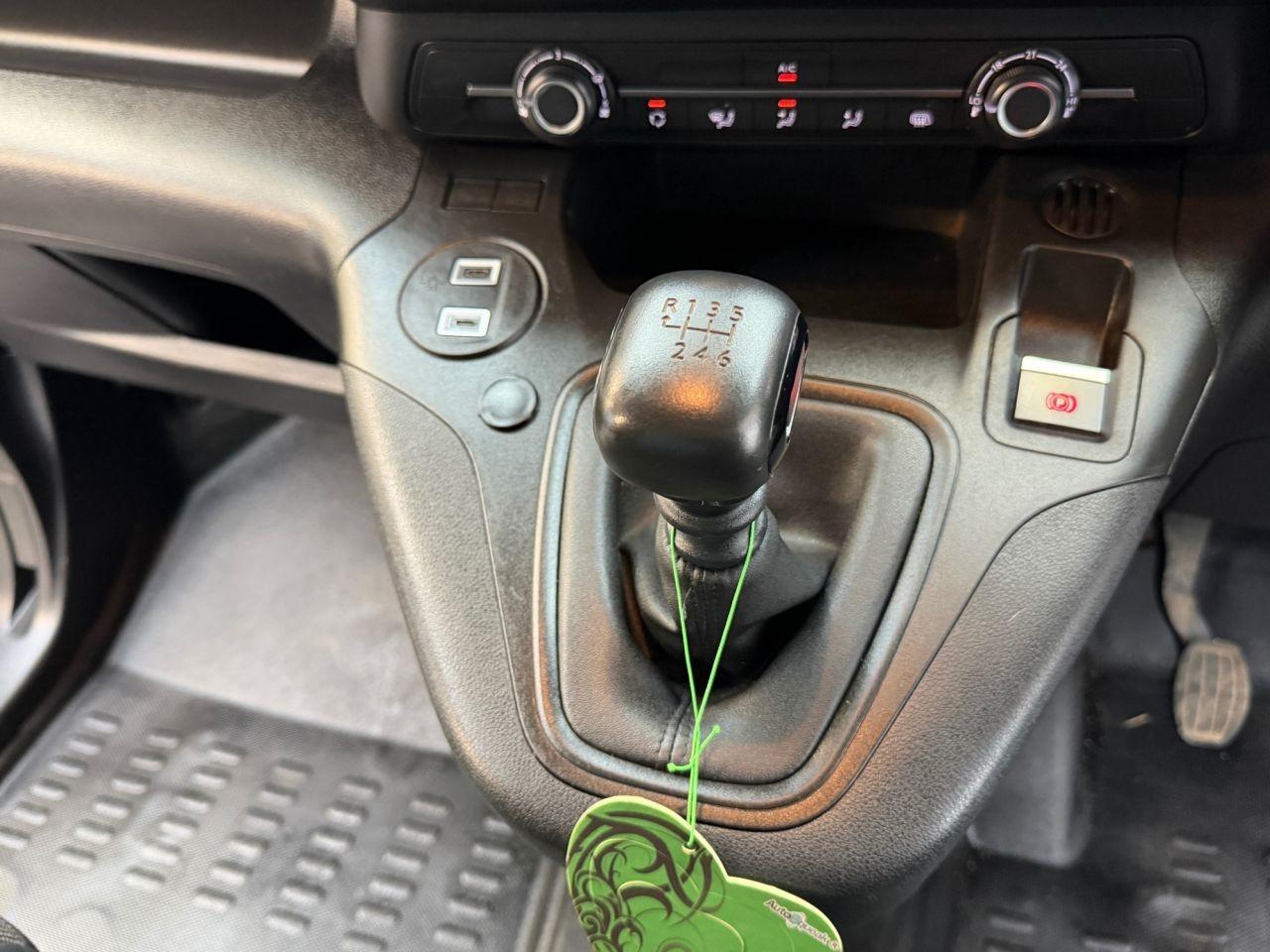 Vauxhall Combo 1.5 Turbo D 2300 Prime XL Panel Van 6dr Diesel Manual LWB Euro 6 (s/s) (100 ps)