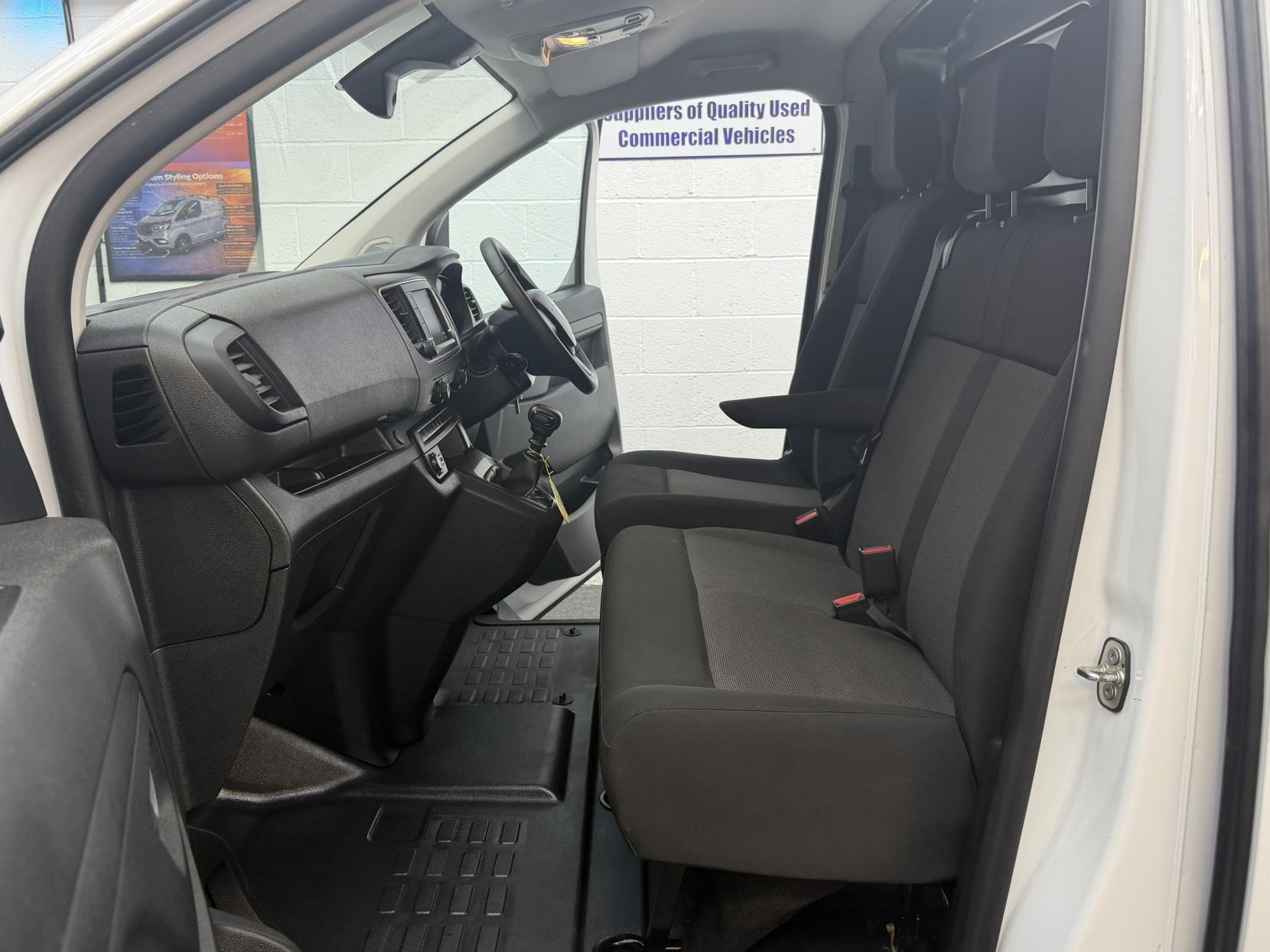 2023 Vauxhall Vivaro 1.5 Turbo D 2900 Prime Panel Van 6dr Diesel Manual L1 H1 Euro 6 (s/s) (100 ps) - Thumbnail 12