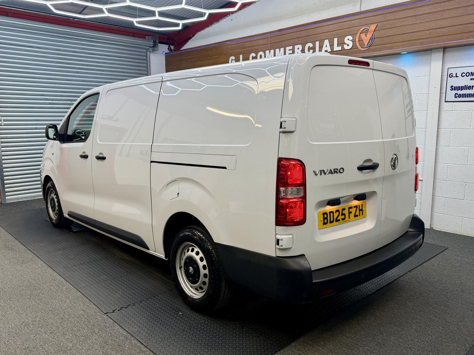 2025 Vauxhall Vivaro 1.5 Turbo D Prime XL Panel Van 6dr Diesel Manual LWB Euro 6 (s/s) (120 ps) - Thumbnail 4
