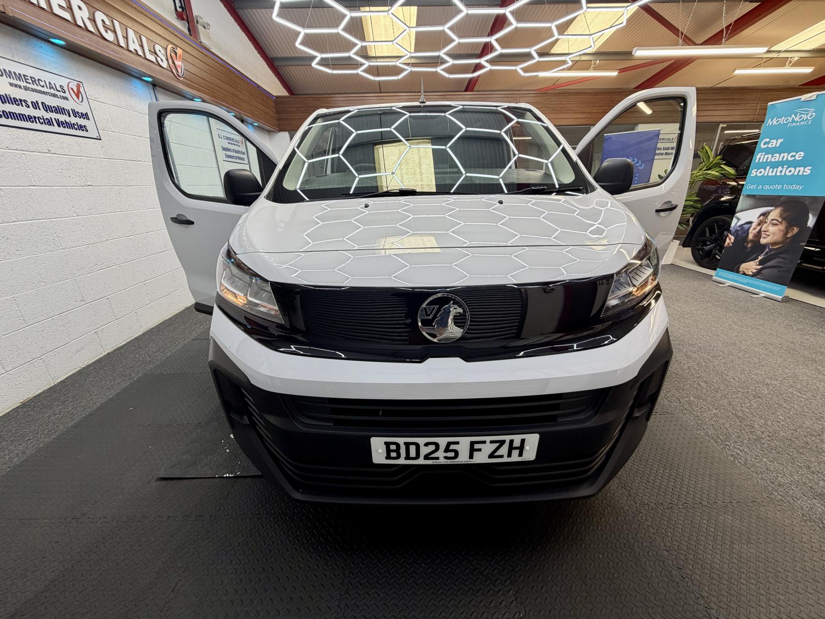 2025 Vauxhall Vivaro 1.5 Turbo D Prime XL Panel Van 6dr Diesel Manual LWB Euro 6 (s/s) (120 ps) - Thumbnail 3