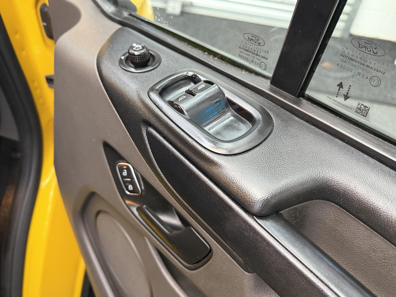 2022 Ford Transit Custom 2.0 340 EcoBlue Leader Panel Van 5dr Diesel Manual L1 H1 Euro 6 (s/s) (130 ps) - Thumbnail 11