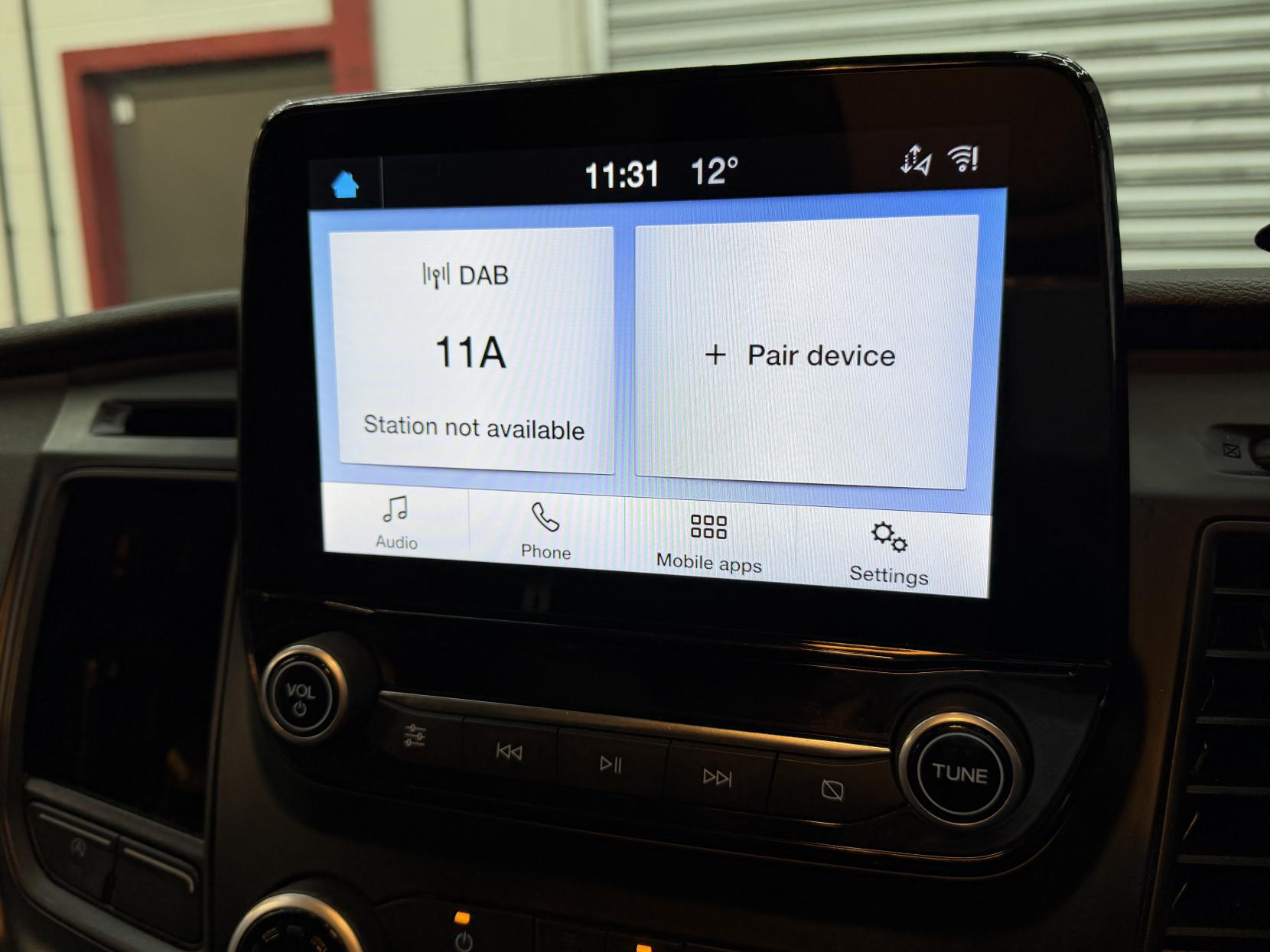 2022 Ford Transit Custom 2.0 340 EcoBlue Leader Panel Van 5dr Diesel Manual L1 H1 Euro 6 (s/s) (130 ps) - Thumbnail 16