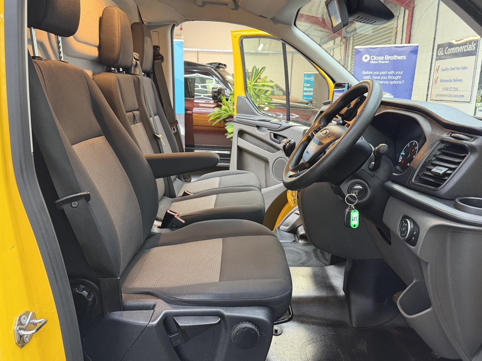 2022 Ford Transit Custom 2.0 340 EcoBlue Leader Panel Van 5dr Diesel Manual L1 H1 Euro 6 (s/s) (130 ps) - Thumbnail 10