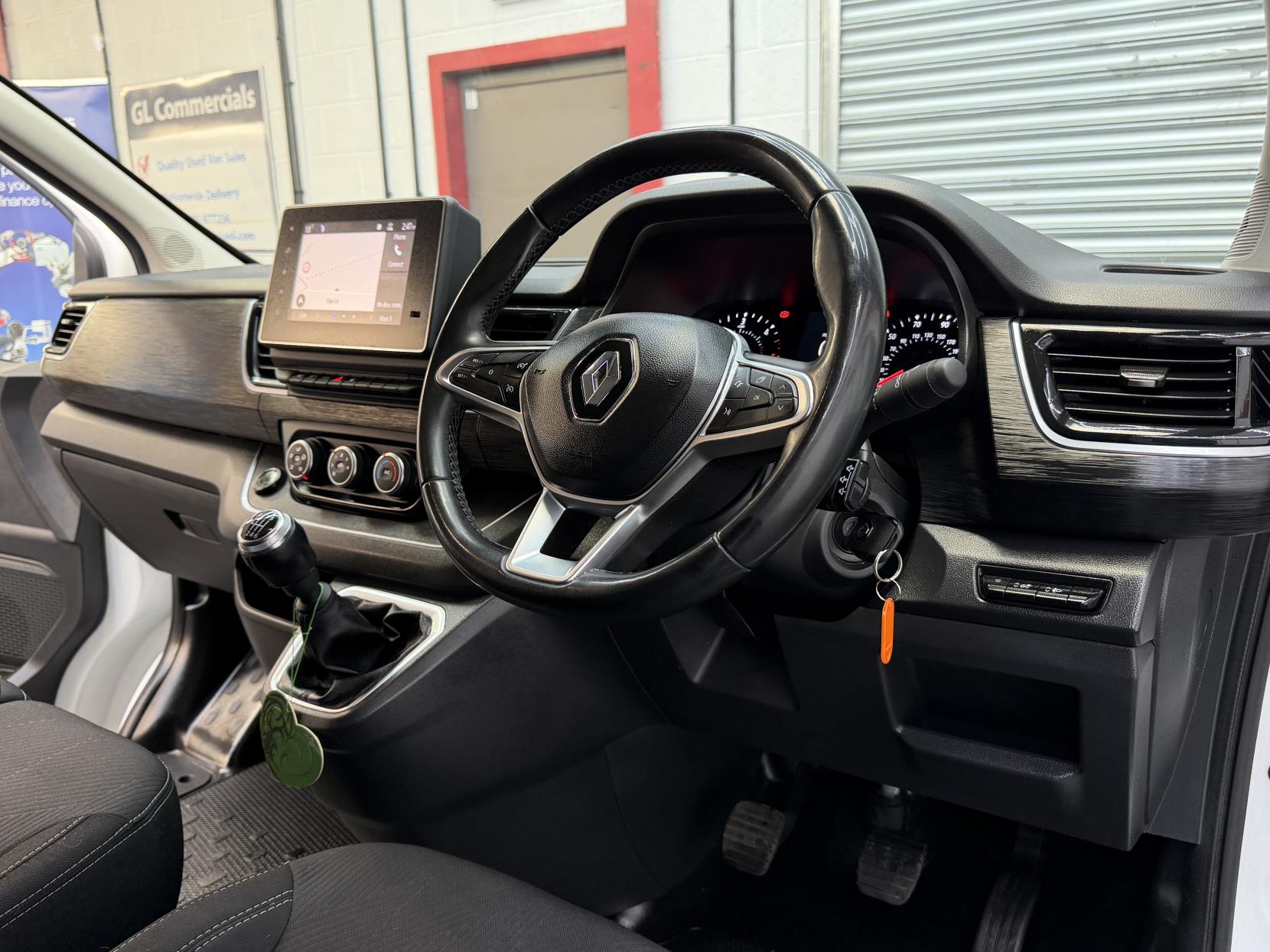 2024 Renault Trafic 2.0 dCi Blue LL30 Extra Crew Van Double Cab 6dr Diesel Manual L2 H1 Euro 6 (s/s) (150 ps) - Thumbnail 20