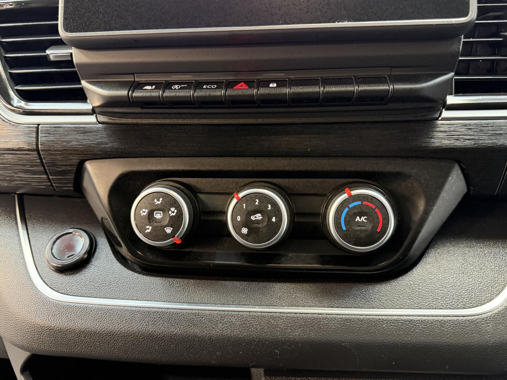2024 Renault Trafic 2.0 dCi Blue LL30 Extra Crew Van Double Cab 6dr Diesel Manual L2 H1 Euro 6 (s/s) (150 ps) - Thumbnail 15