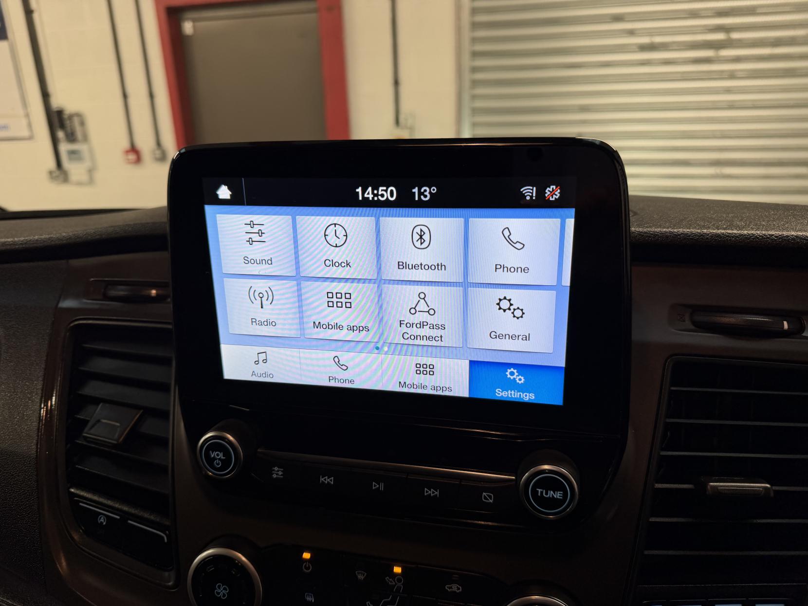 2023 Ford Transit Custom 2.0 300 EcoBlue Trend Panel Van 5dr Diesel Manual L1 H1 Euro 6 (s/s) (130 ps) - Thumbnail 2