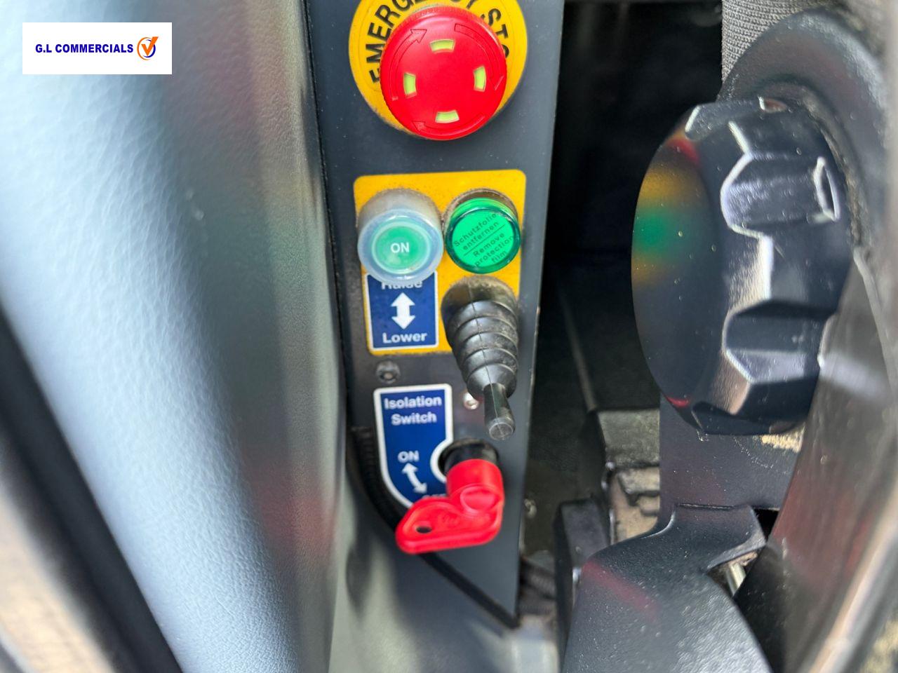 Ford Transit 2.0 350 EcoBlue Chassis Double Cab 4dr Diesel Manual RWD L3 H1 Euro 6 (DRW) (130 ps)